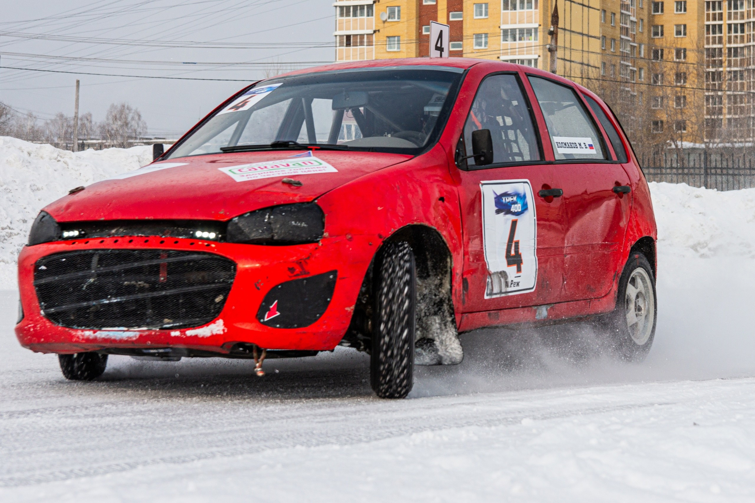  В центре внимания - мощные машины, пылающие жаждой победы и стремящиеся преодолеть все препятствия на пути к триумфу Автор фотограф: Додров. Ph: dodrov.