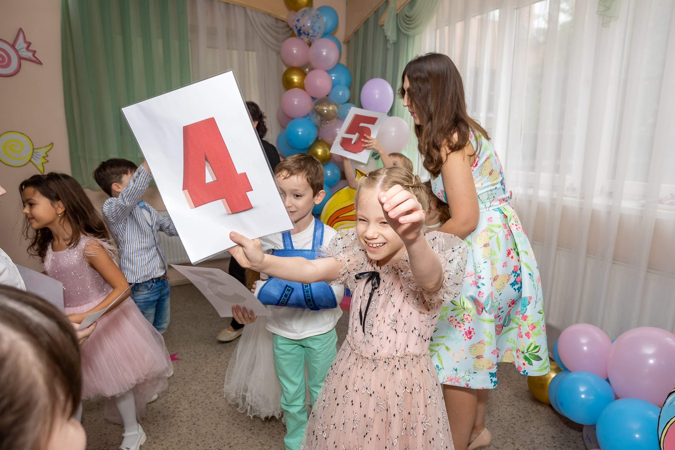 Выпускной Детский сад, 2 часа, 8000. Выпускные альбомы Майкоп, Краснодар Елена Золотарева