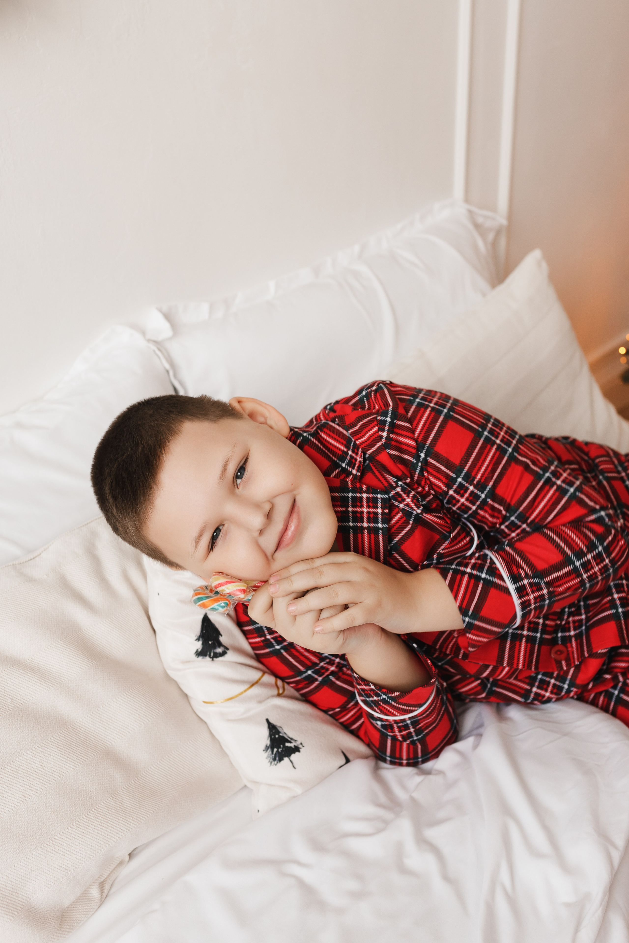 Новогодняя семейная фотосессия. Таня Грин фотограф в Екатеринбурге, продюсирование и стилизация съемок