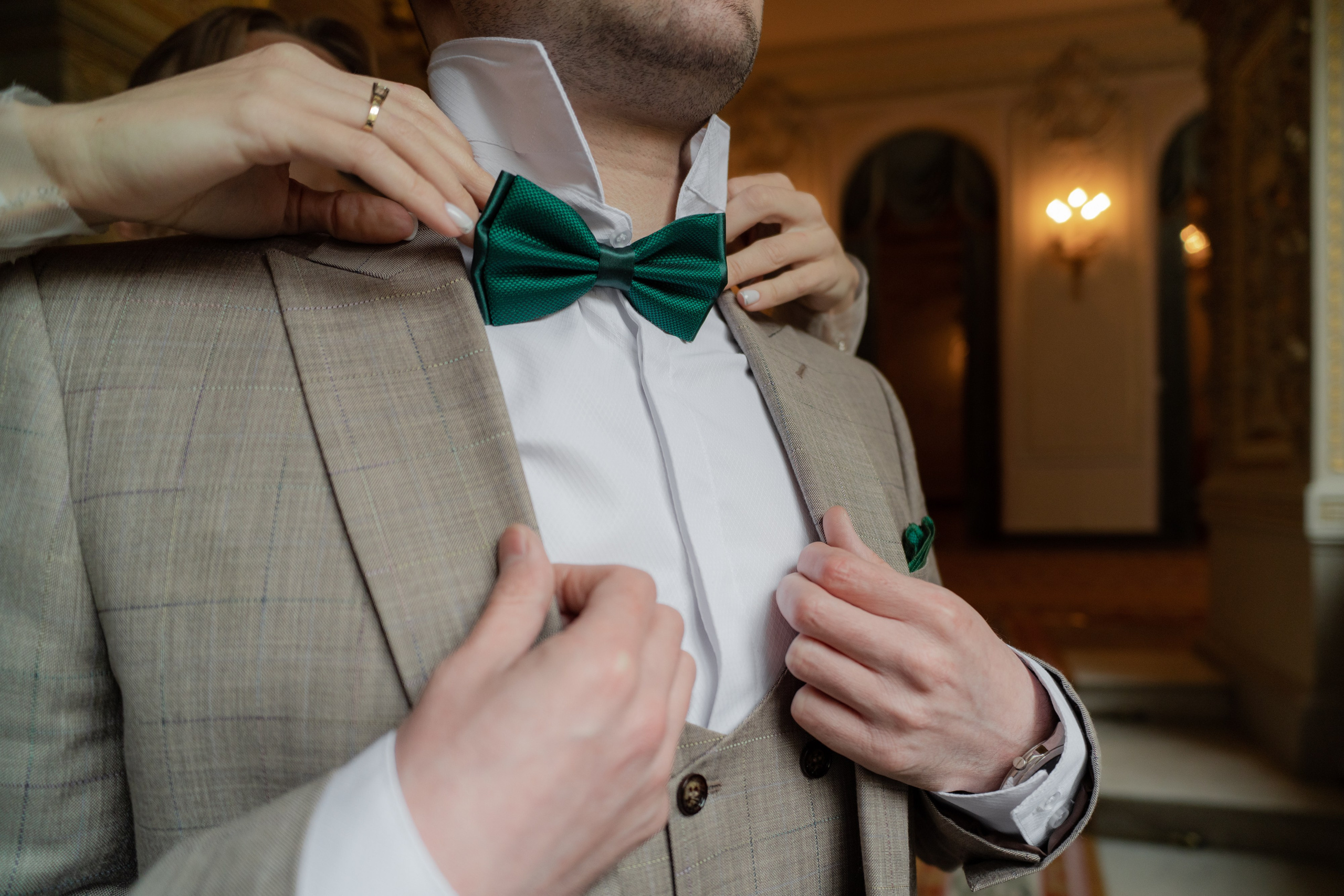 Жених и невеста в Доме ученых в Санкт-Петербурге. Свадебный фотограф Александр Невский в Санкт-Петербурге