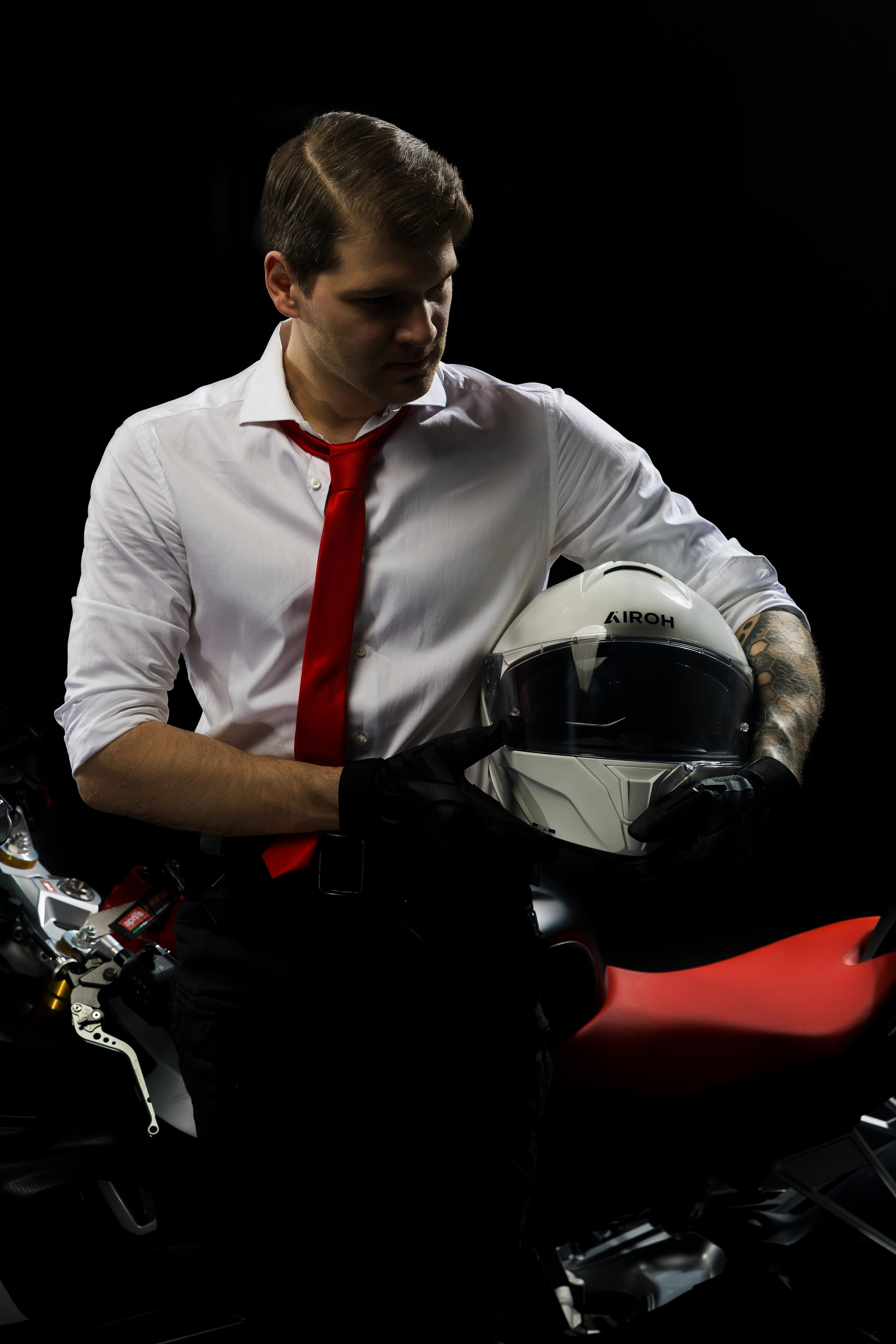 LANKARRA мотоблоггер. Photomantis