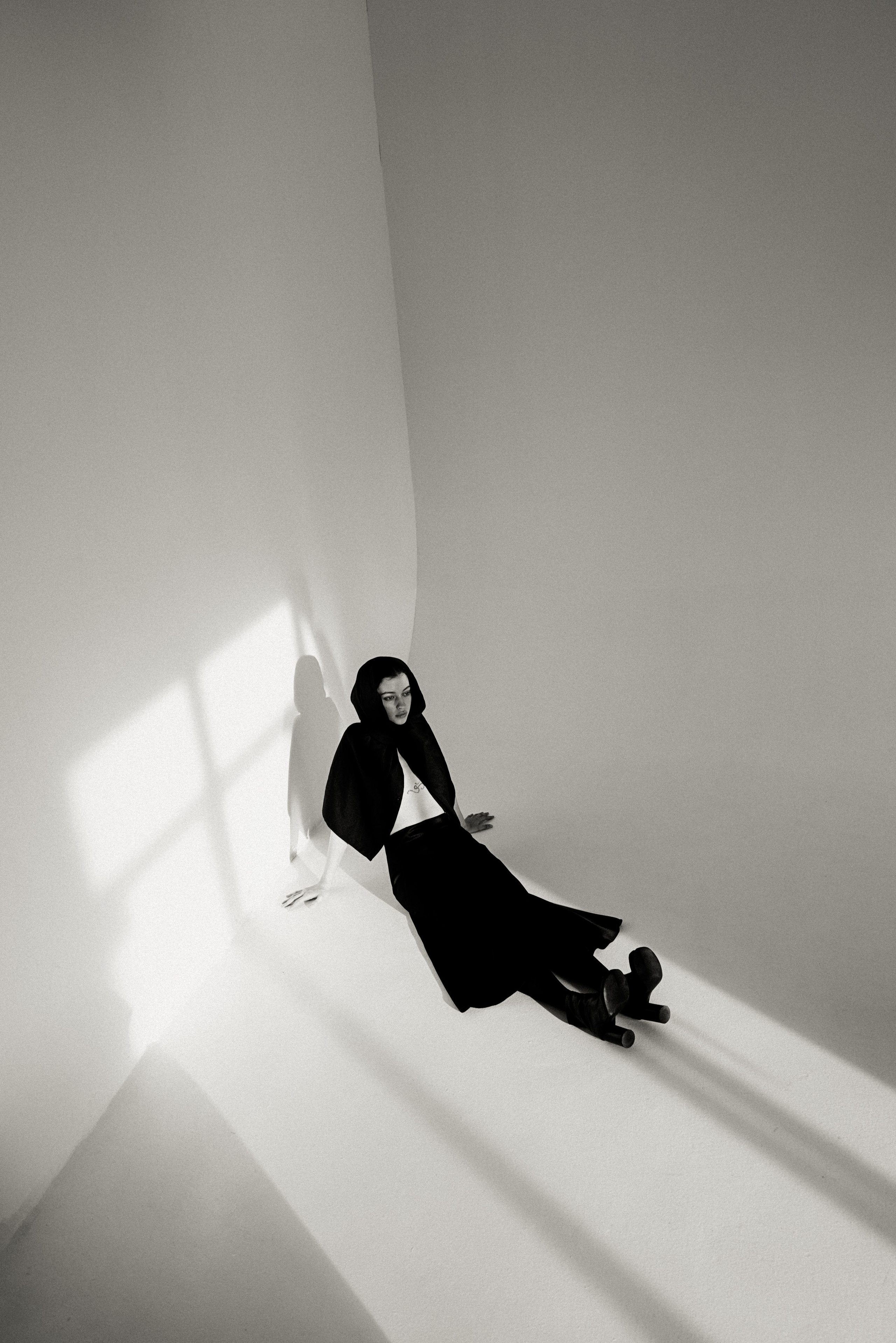 I am Diana, a portrait photographer. I take pictures around the world