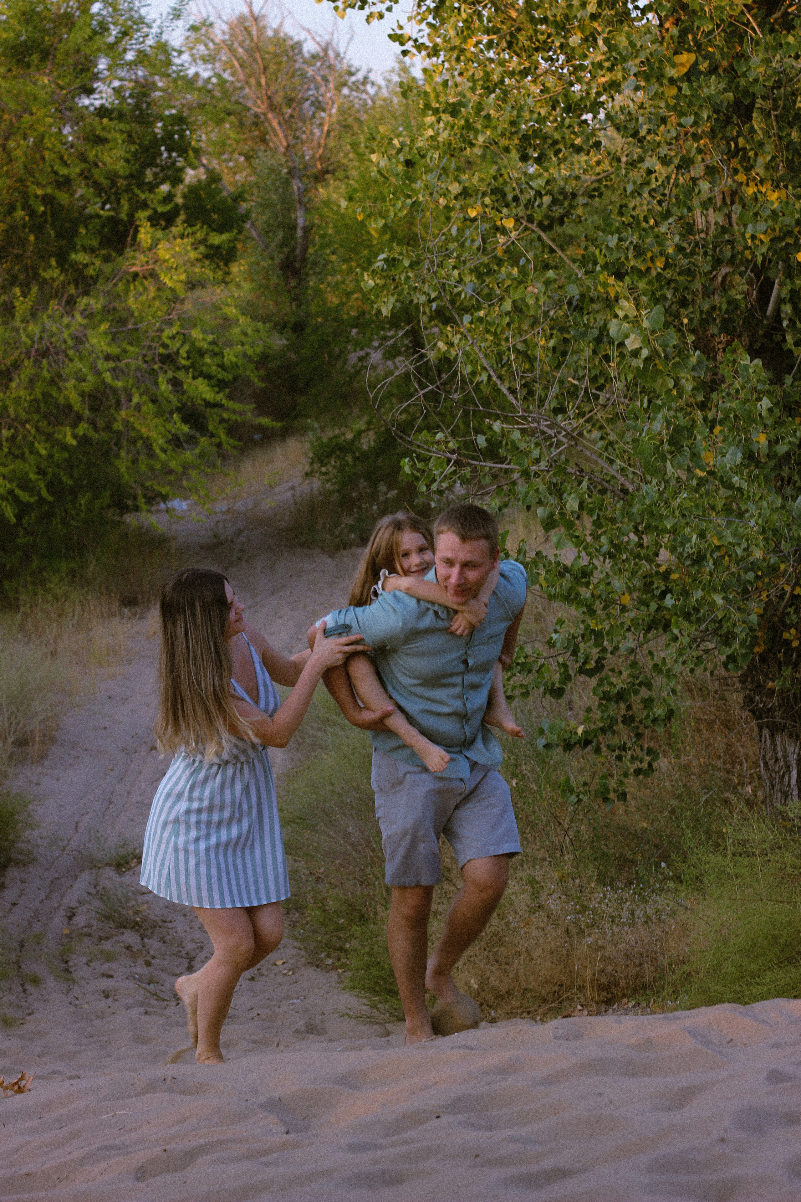 Лёня + Лена + Вета. Свадебный и индивидуальный фотограф в Волгограде Епихина Надежда