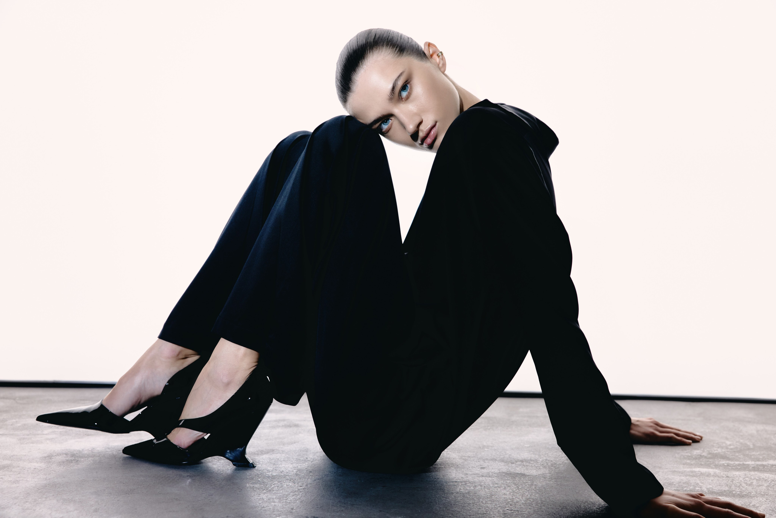 THE ROAD | VELNOIR. Главная