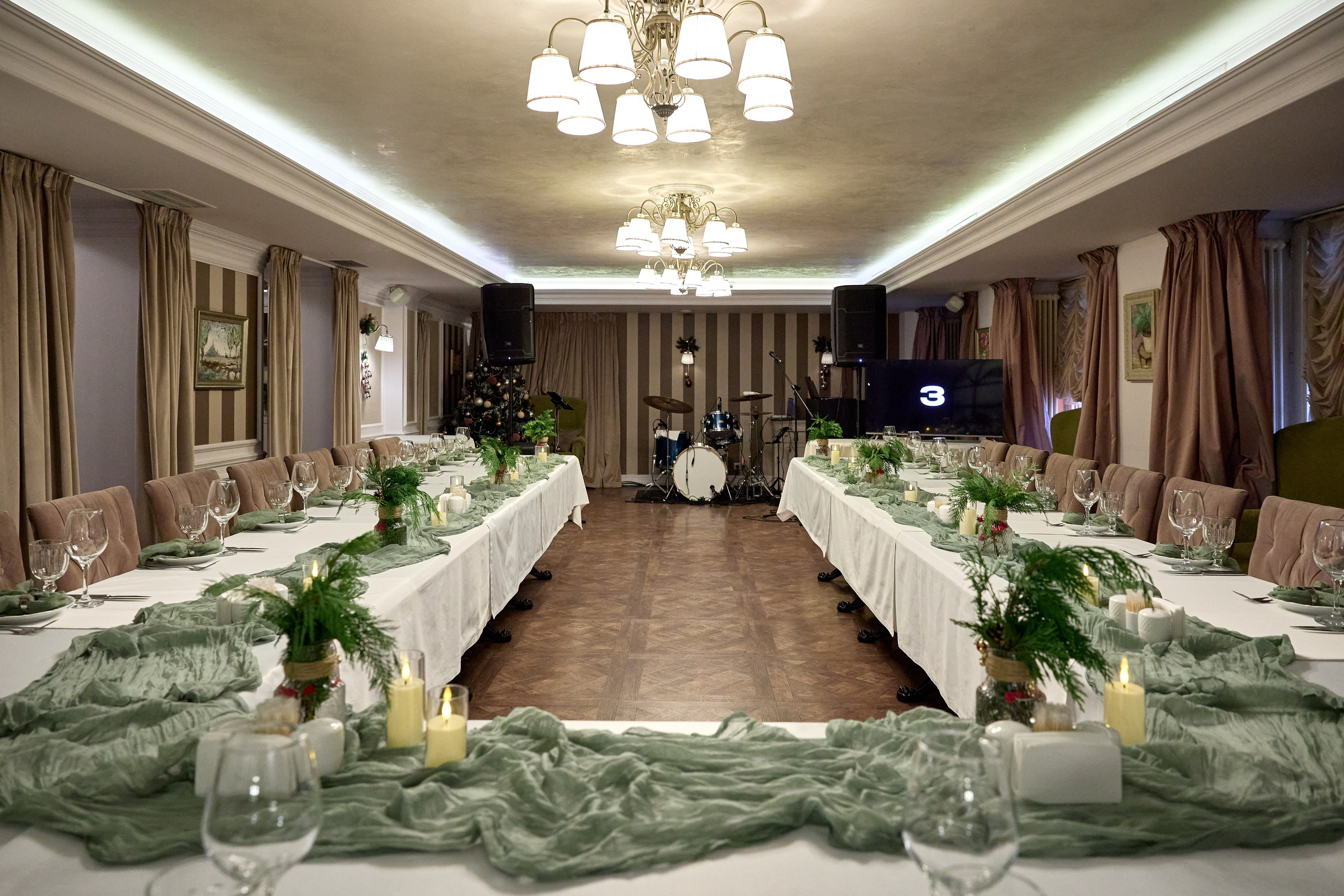 Ресторан «Крюшон». Предметный и репортажный фотограф Алексей Кротов