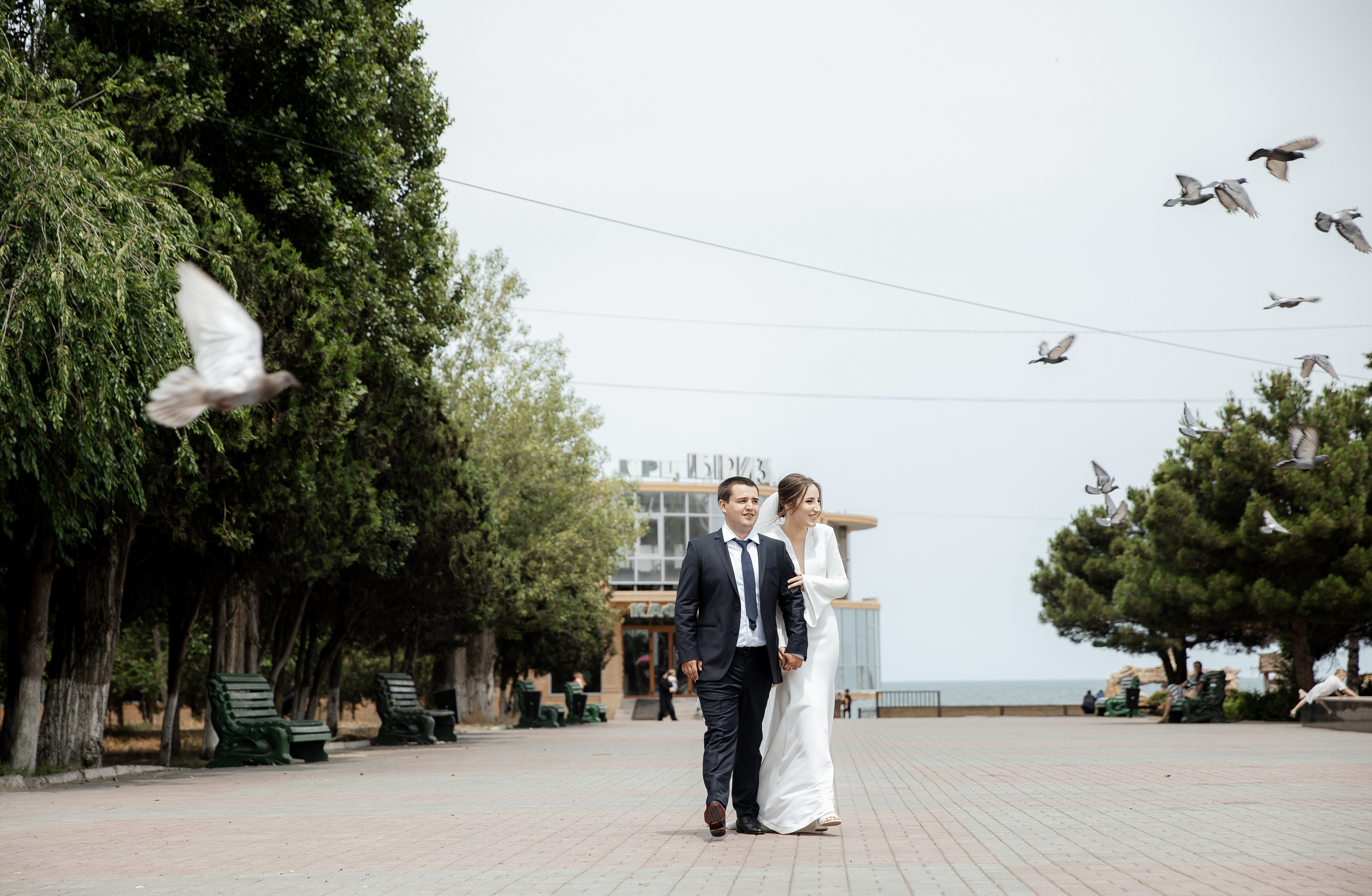 Прогулка в Каспийском парке. Omar Shapiev