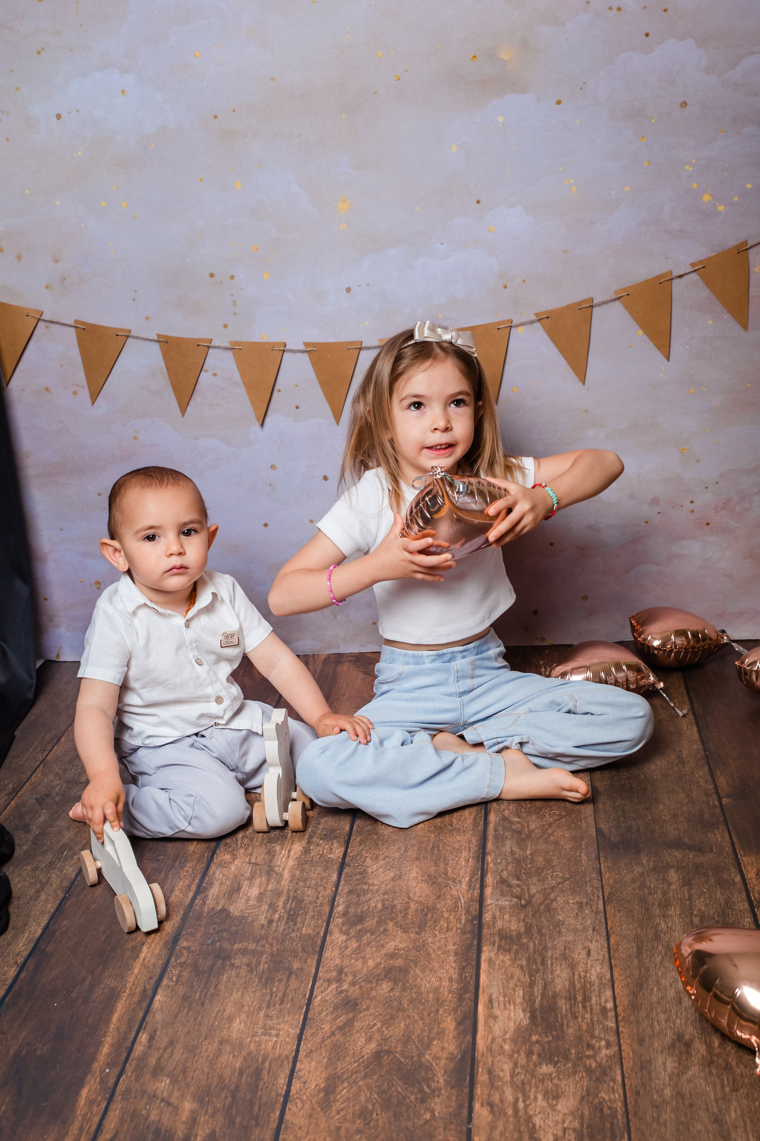 Happy family. Professional family and children’s photographer in Izmir Irina Eron