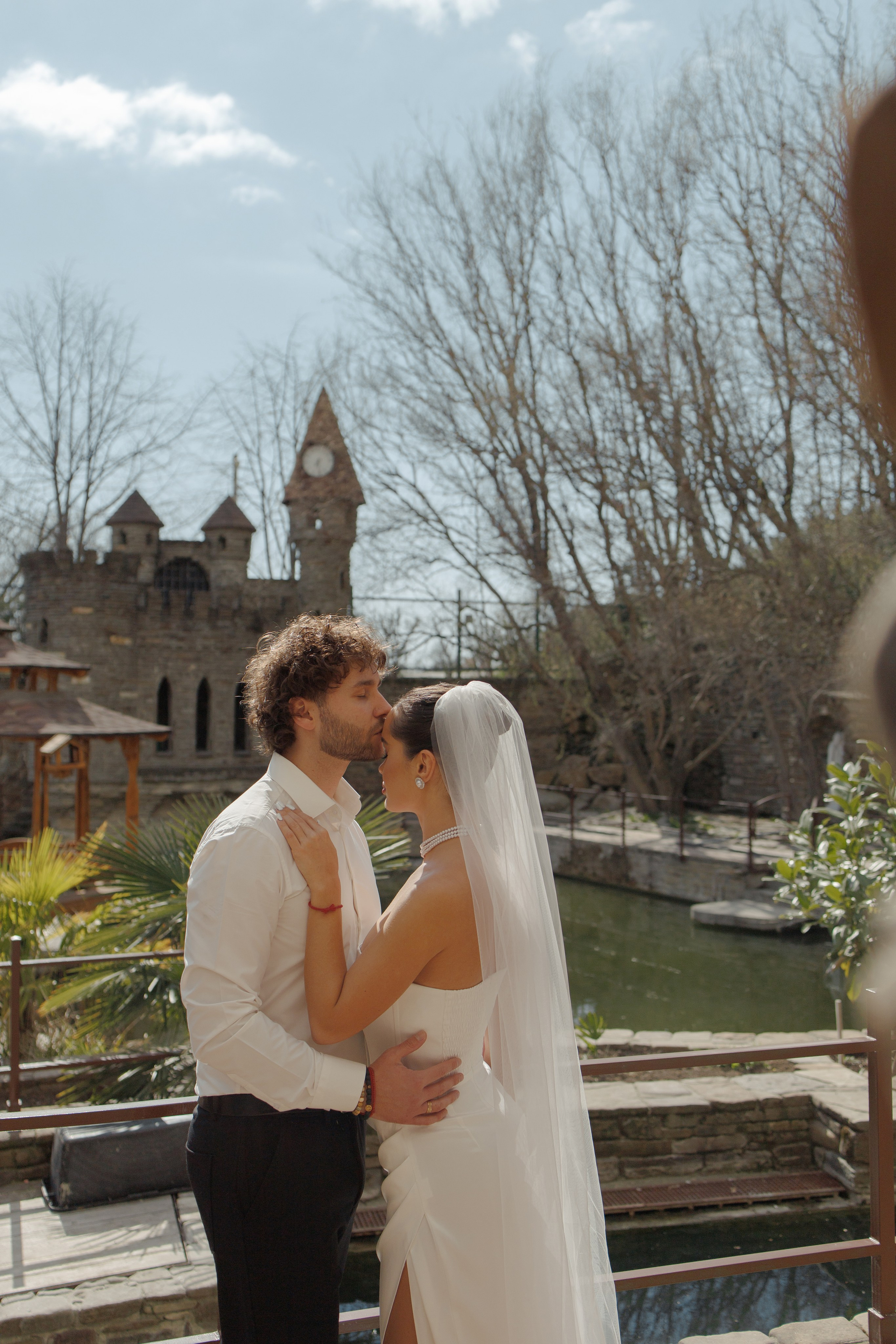 Свадьба в Персиковом замке. Семейный и портретный фотограф в Геленджике Любовь Бодрова