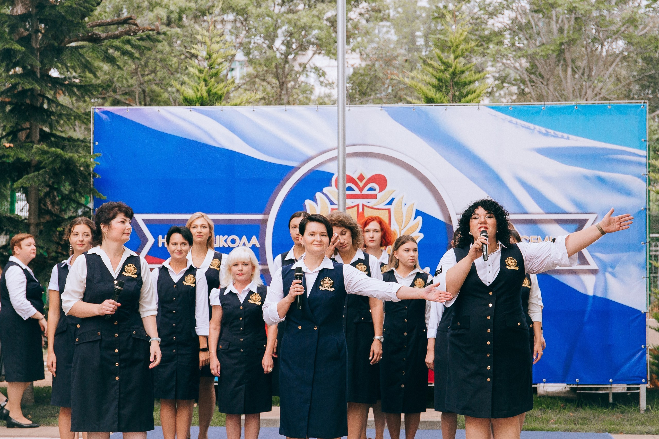 1 класс школа «Личность». Выпускные альбомы Натальи Бутко: Новороссийск, Анапа, Геленджик