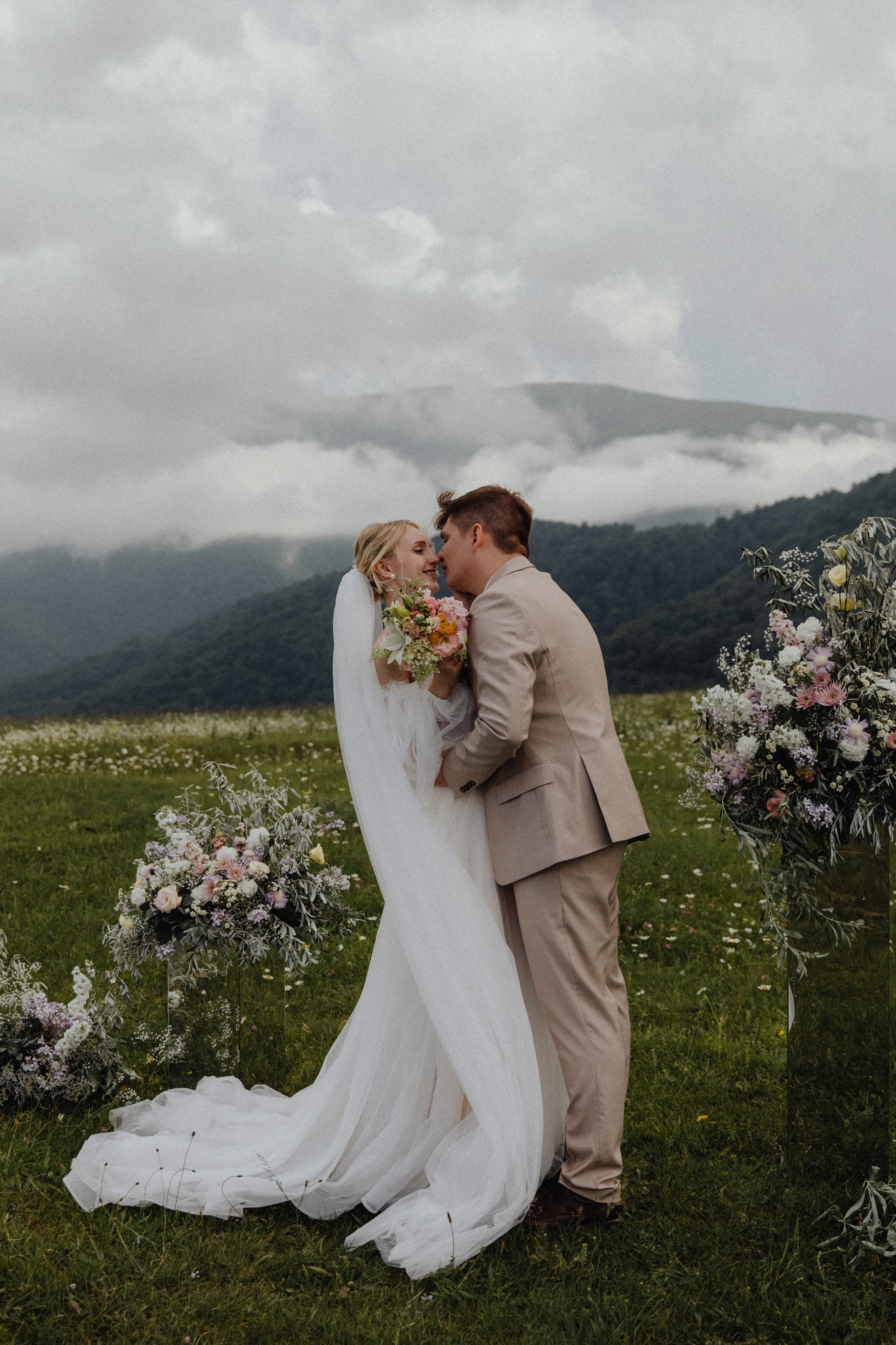 Парить над облаками. Свадебный фотограф Анастасия Пальчикова