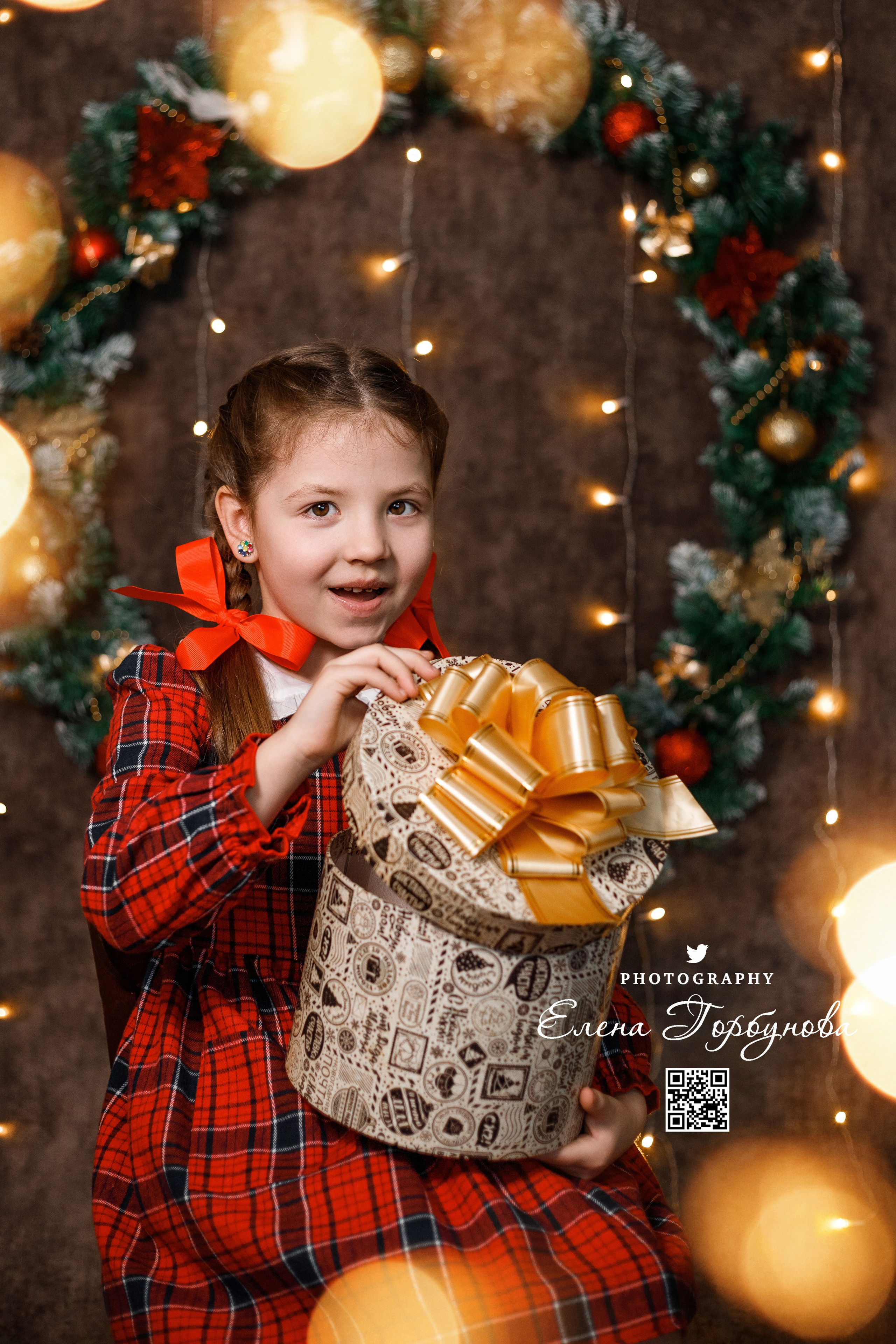 Моя студия. Фото проект Новогодняя открытка. Ноябрь 2023 г. Фотограф Пермь. Свадьбы. Семья и дети, школа, д. сад. Фотокниги