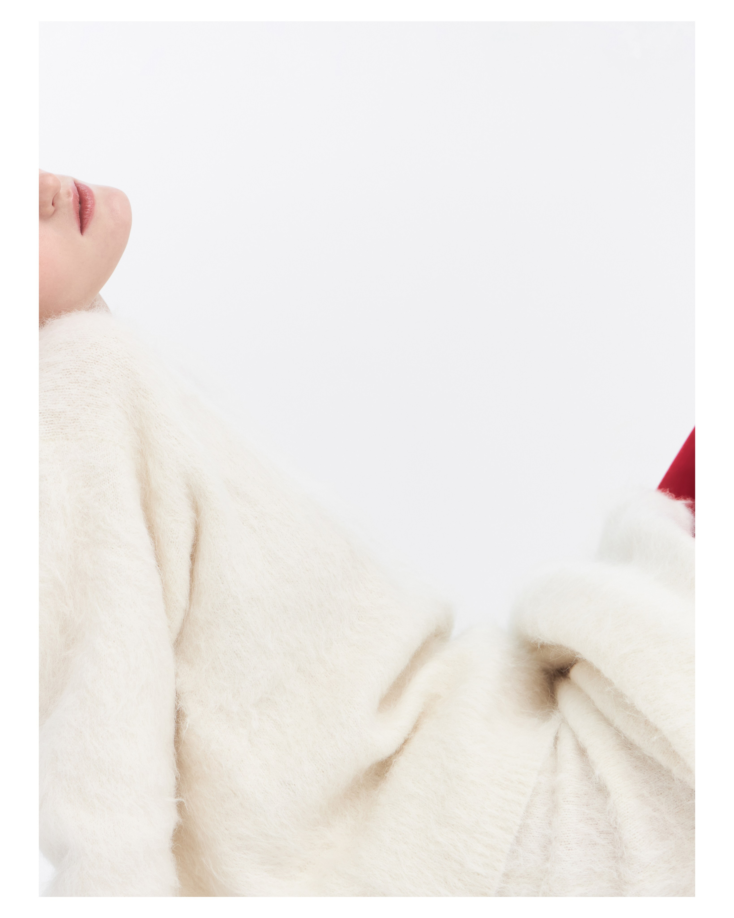 MIXED-BRAND FASHION EDITORIAL. Таис Суворова — Арт-директор, Fashion & Still Life фотограф. Кампейны и High-End ретушь. Москва