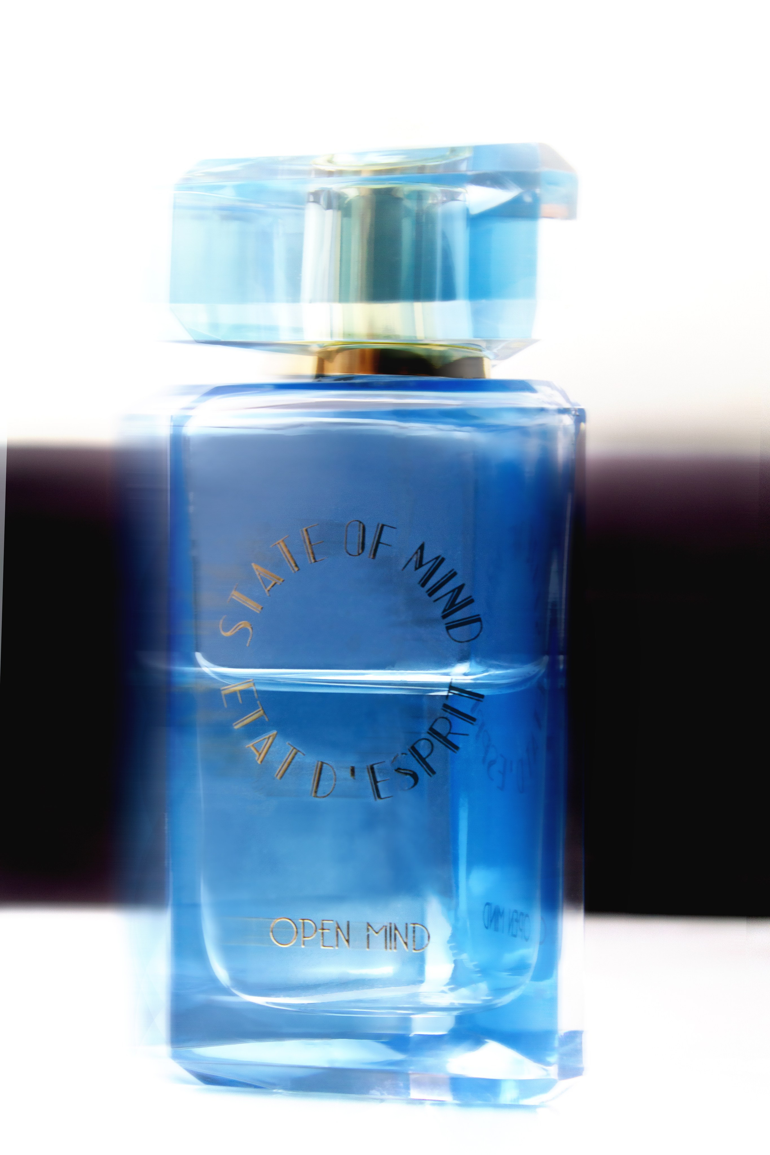 VISUAL RESEARCH / STATE OF MIND. Таис Суворова — Арт-директор, Fashion & Still Life фотограф. Кампейны и High-End ретушь. Москва