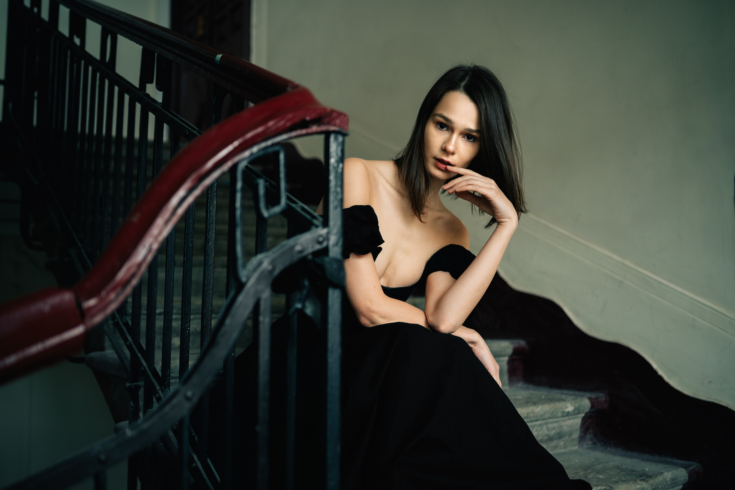 Ирина Теличева. Непарадное в парадных