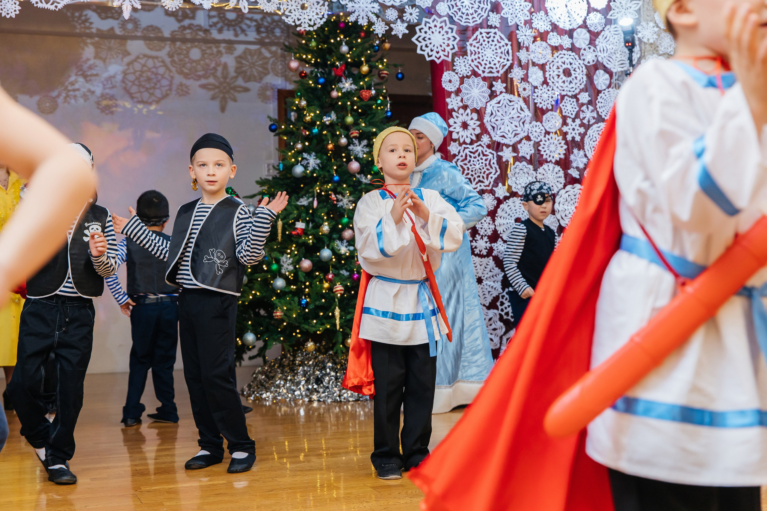 Детский сад № 93 — Утренник (20.12.2024). Свадебный и семейный фотограф Крамар Наталья