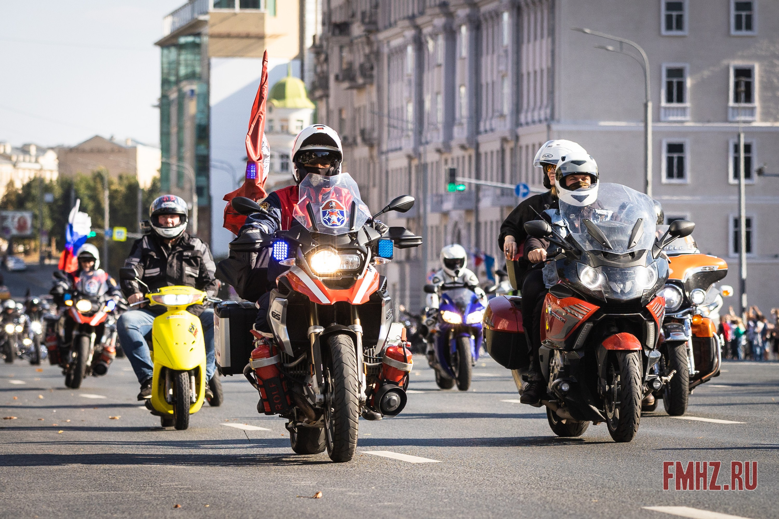 Закрытие Мотосезона 2023 на проспекте Академика Сахарова. Фотограф Владимир Охрименко