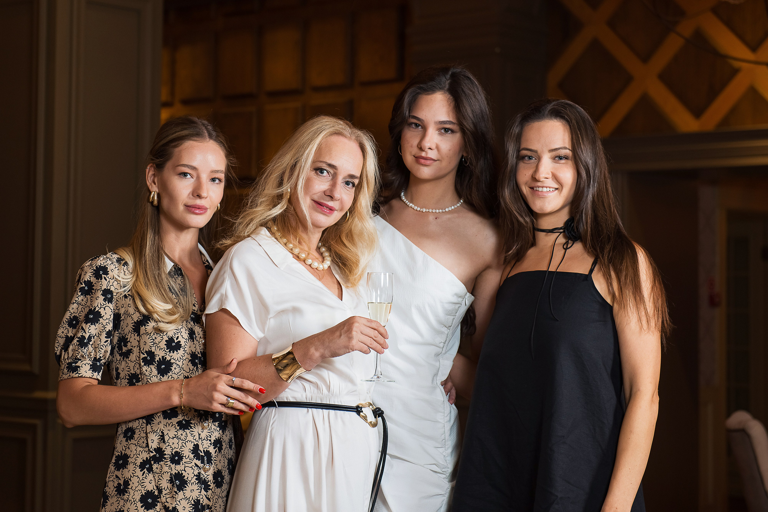 Выпускной 11 класс Гермес. Фотограф Саратов Юлия Петрова