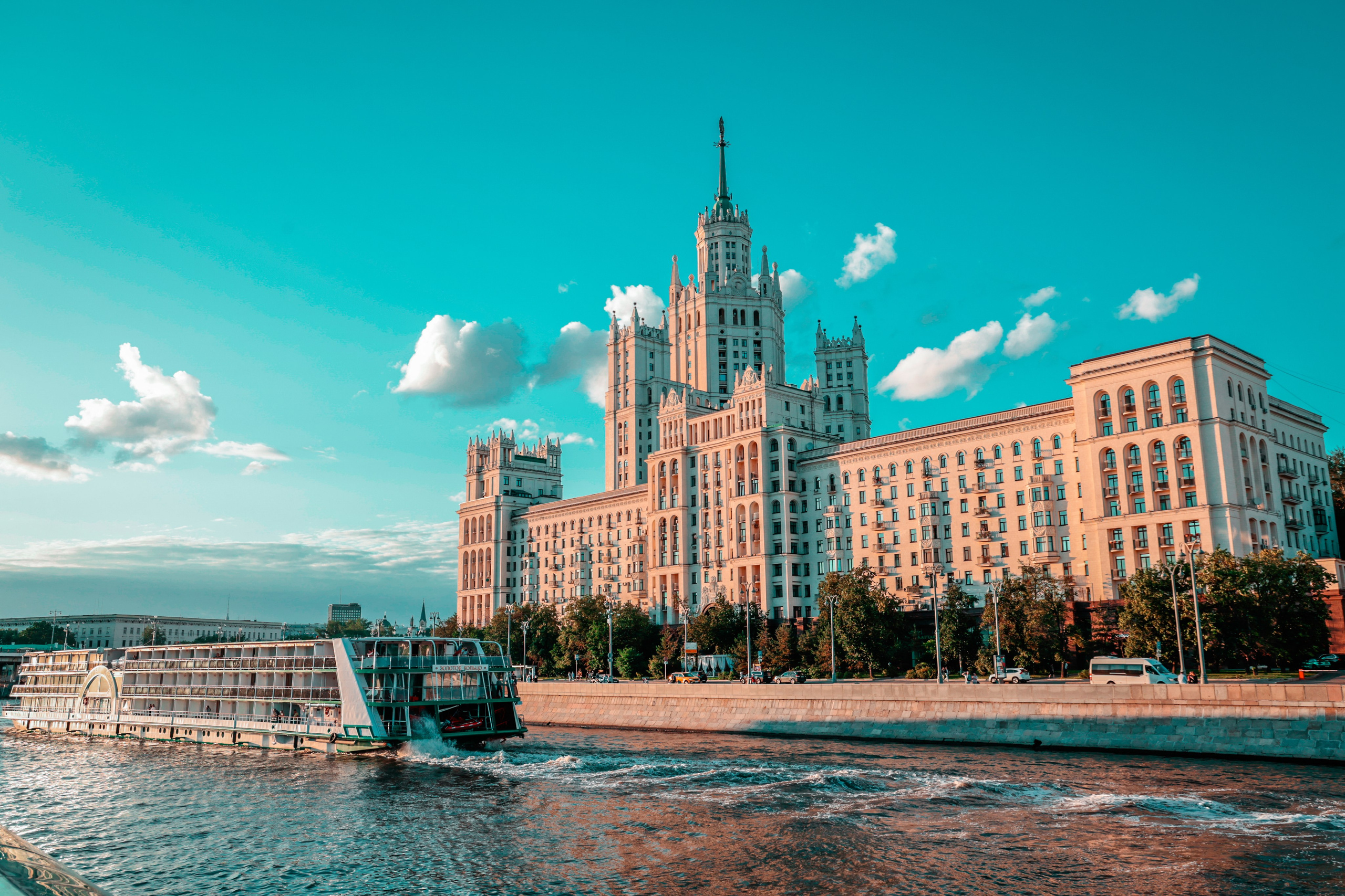 Теплоход. Фотограф и видеограф — Москва