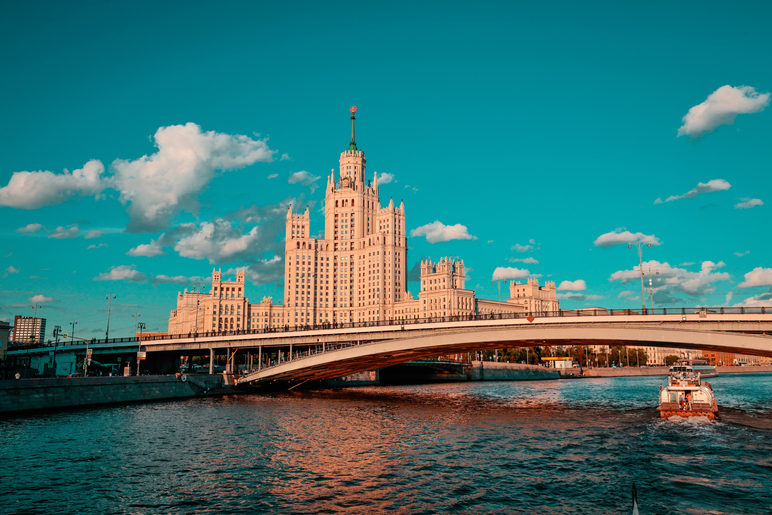 Теплоход. Фотограф и видеограф — Москва