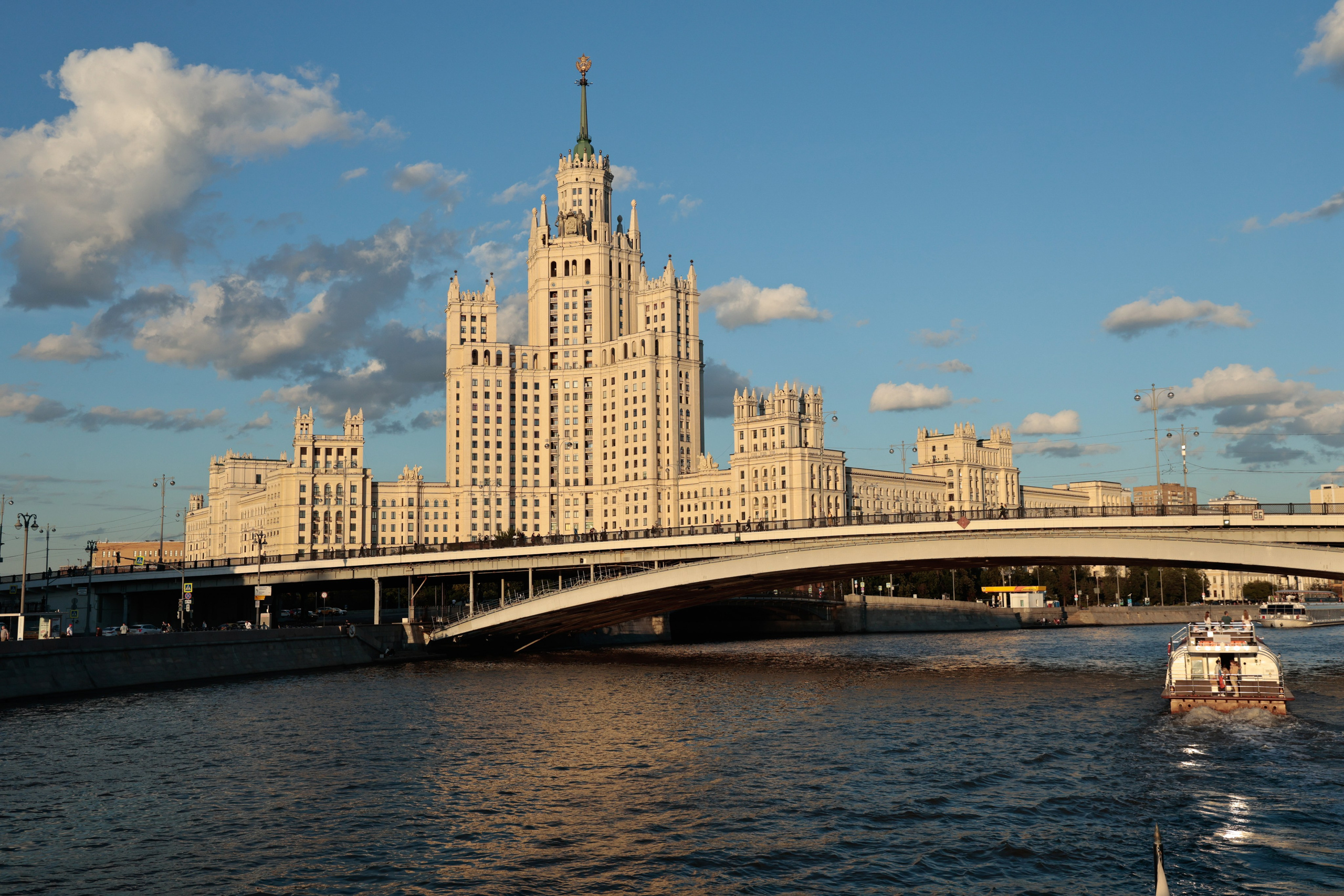 Теплоход. Фотограф и видеограф — Москва