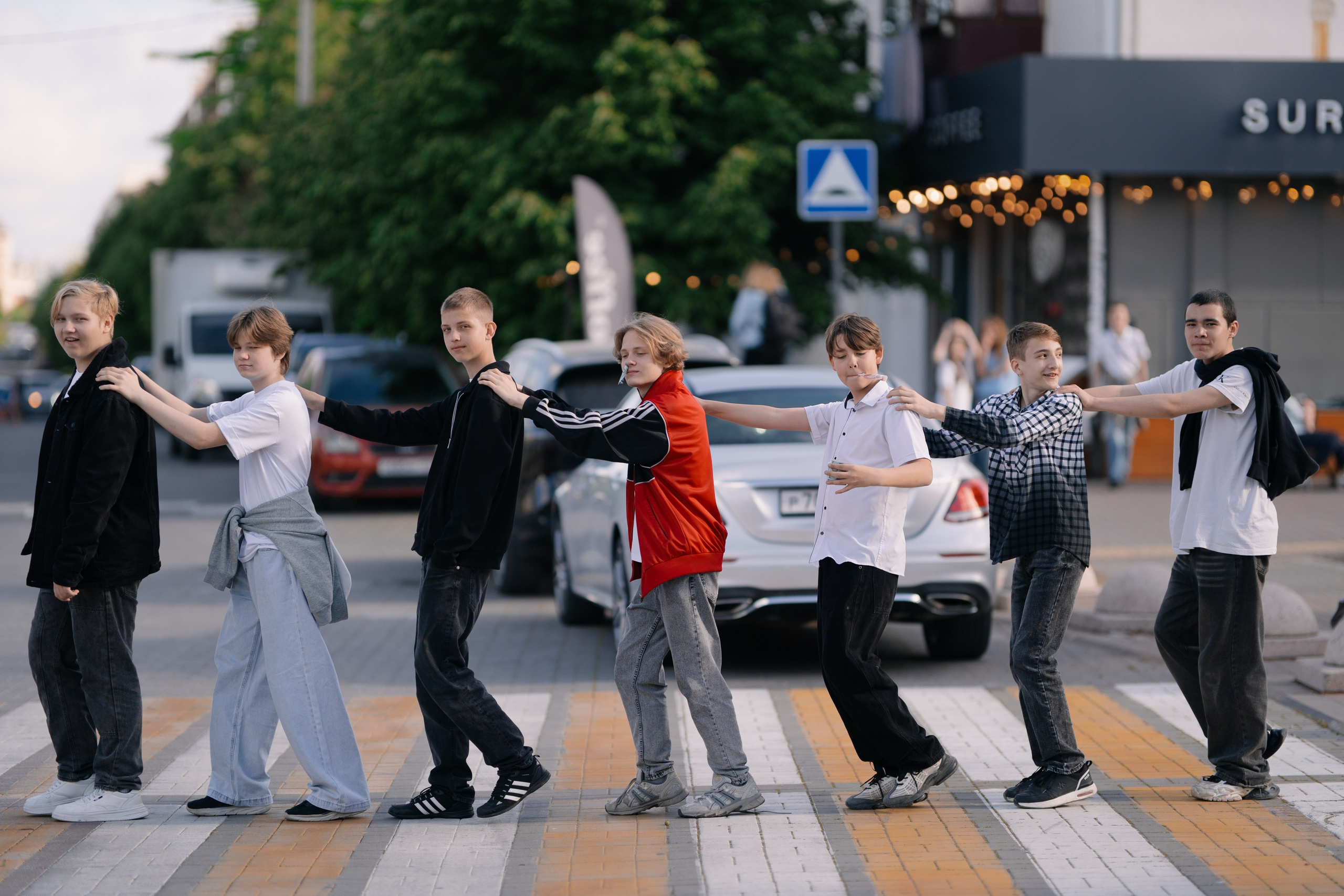 Город- старшая школа. Выпускные альбомы Натальи Бутко: Новороссийск, Анапа, Геленджик