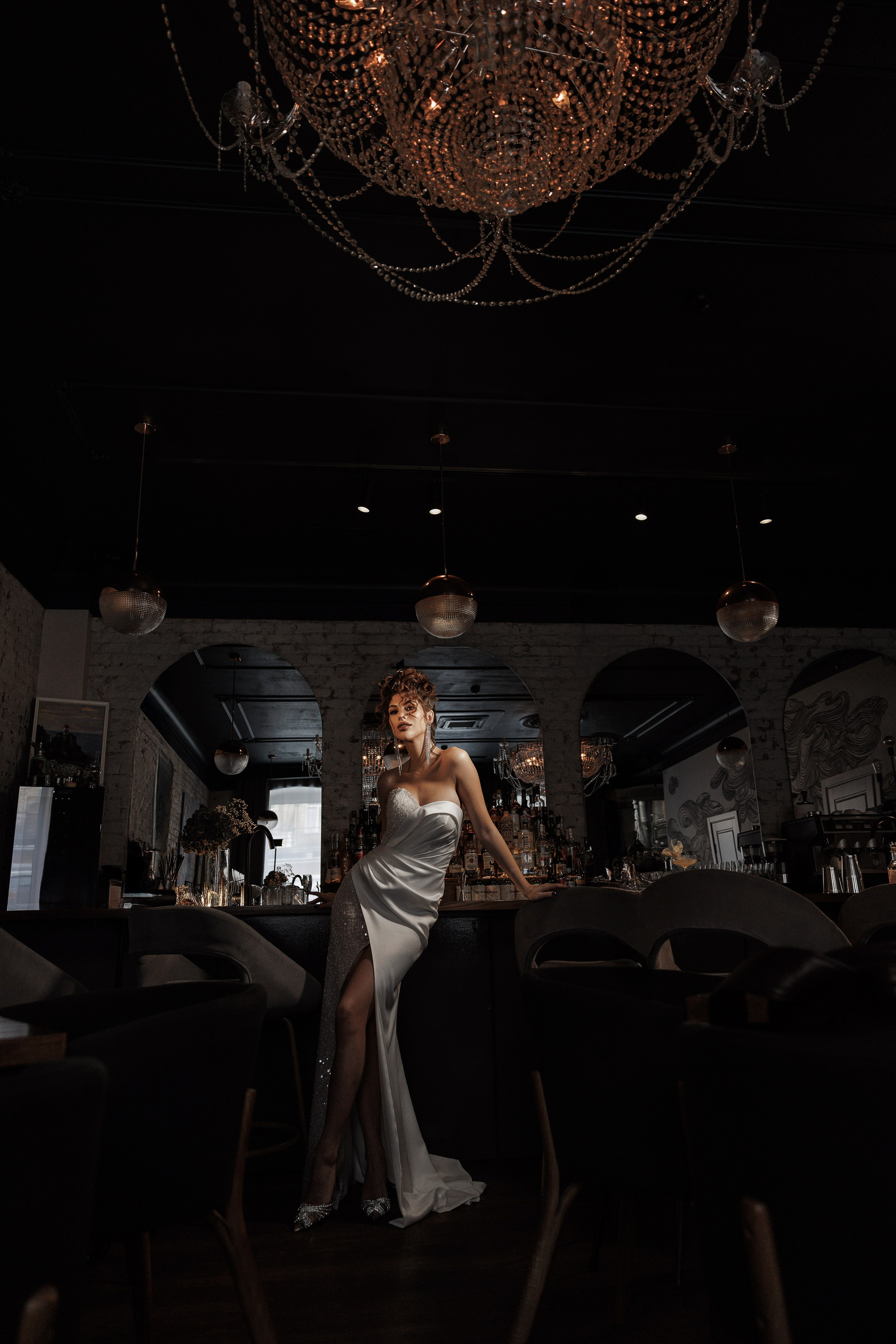 Свадебная серия в баре. Свадебный и семейный фотограф  во Владивостоке Ольга Украинец