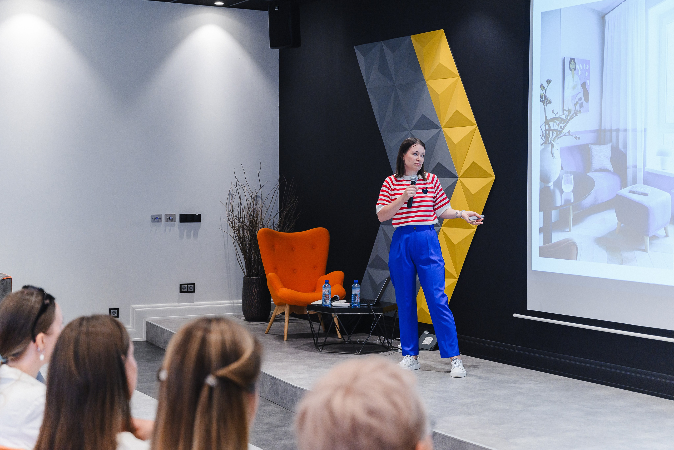 Семинар-экскурсия. Искусство колористики: современные подходы к выбору цветовых палитр. Фотограф Лопаткина Ирина