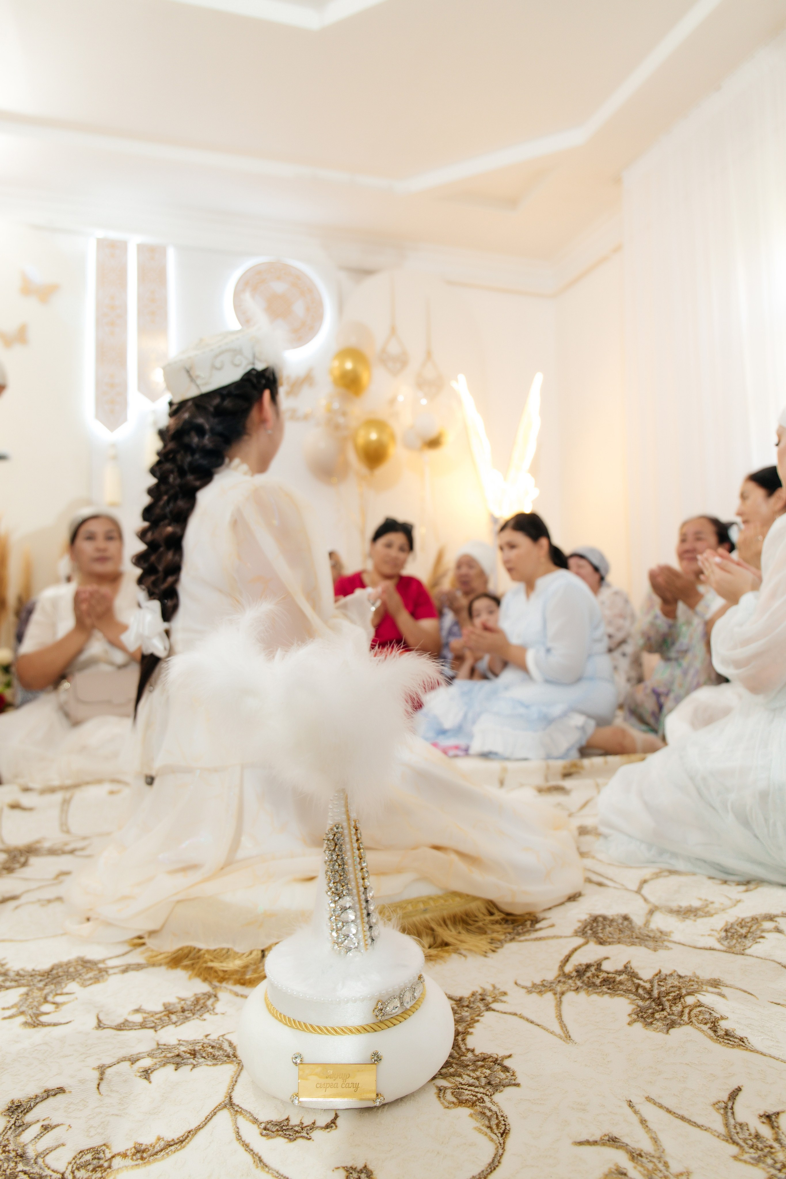 Aynur — syrğa salu. Wedding and Love story Photographer