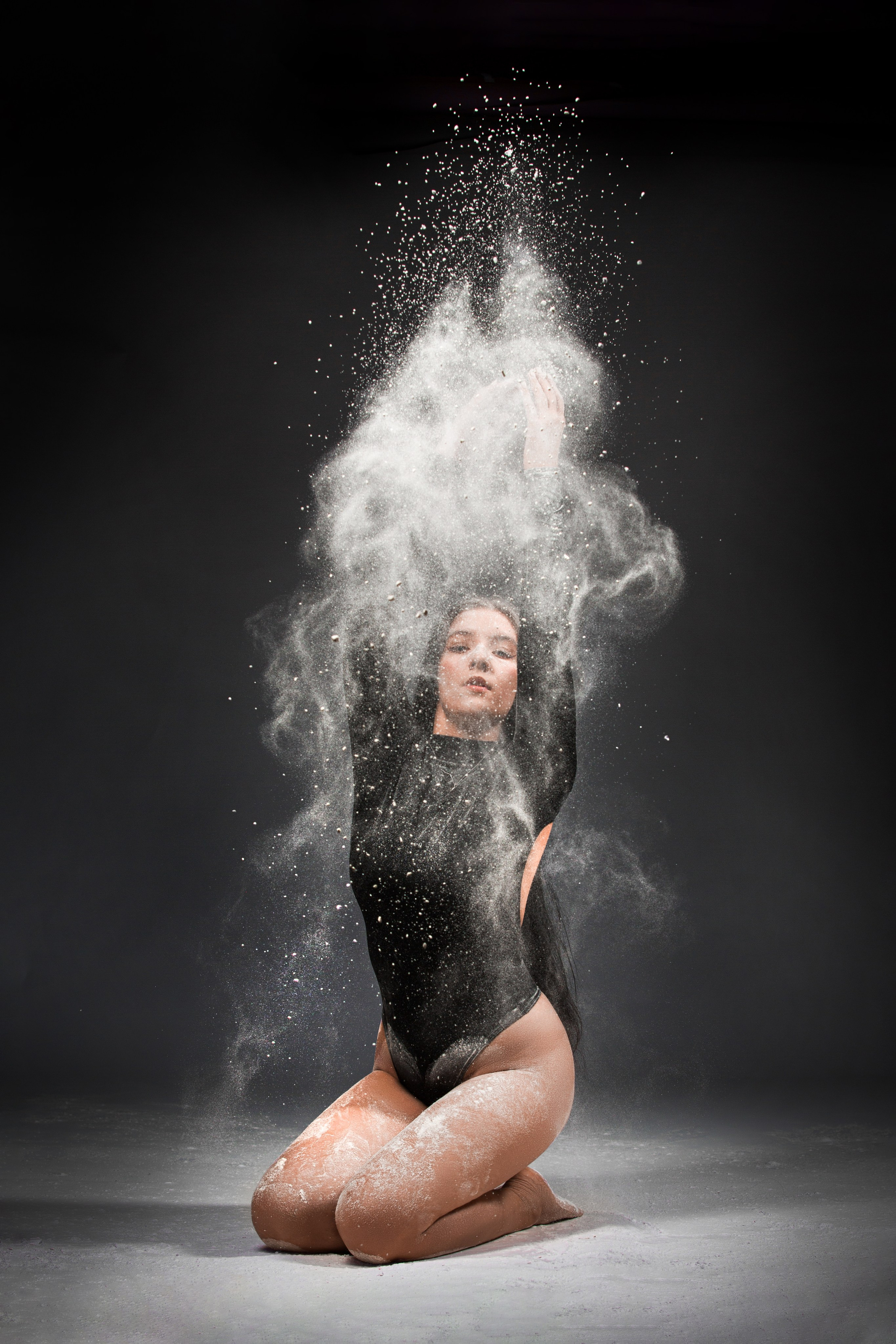 Фото с мукой. Фотограф Мария Кольцова