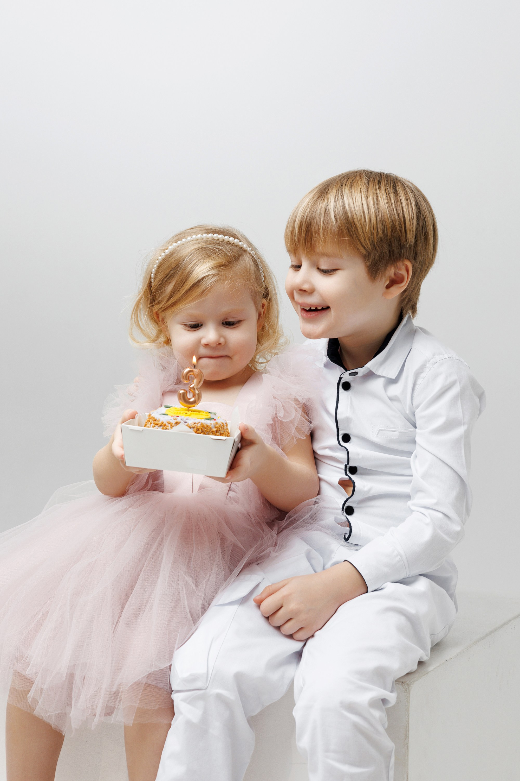 Съемка Дня Рождения Алисы в фотостудии CROSS-STUDIO зал IDEAL. Свадебный и семейный фотограф в Москве и МО Елена Агапова