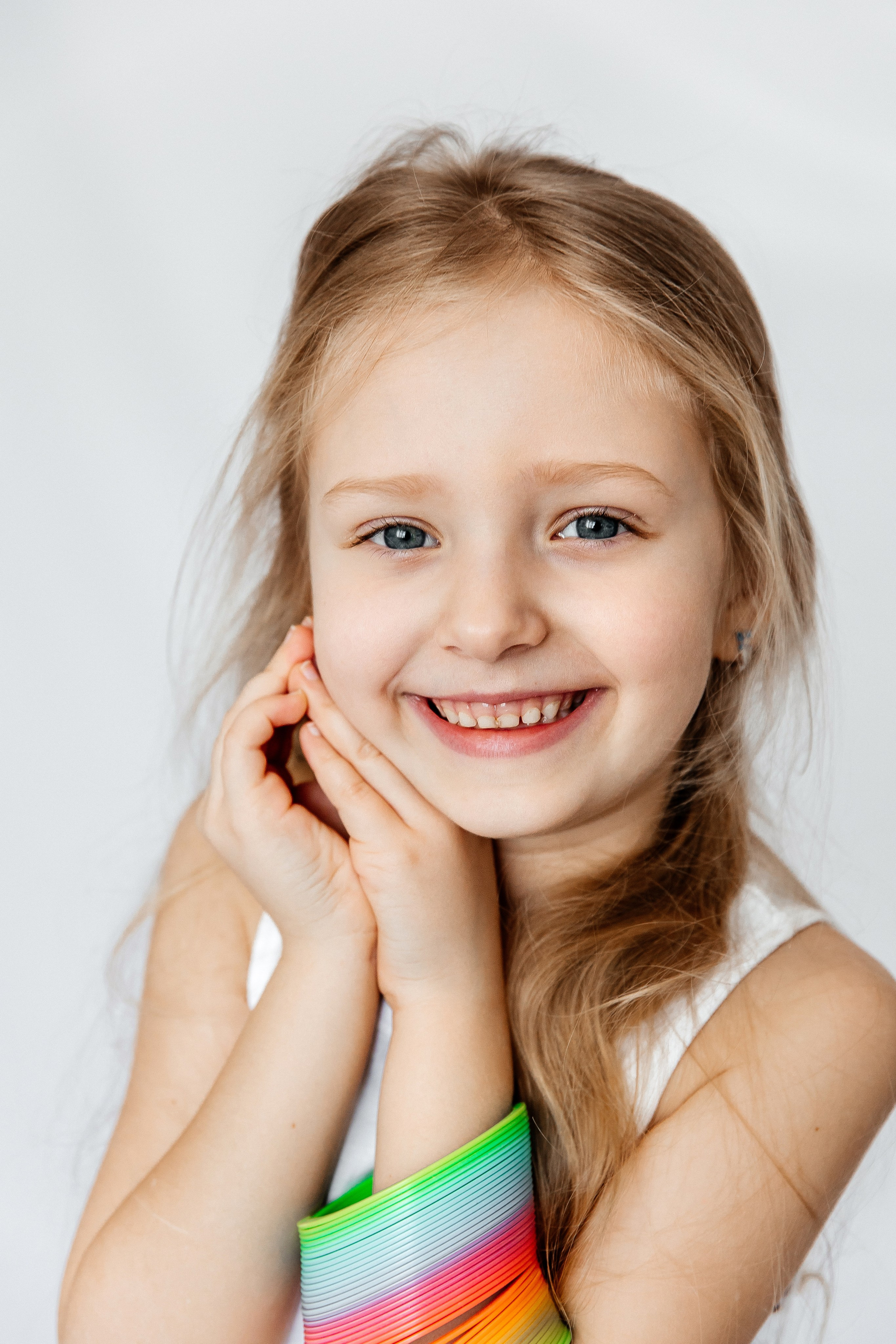 Белый фон. Детский фотограф, выпускные альбомы в Нижнем Новгороде Бодягина Мария