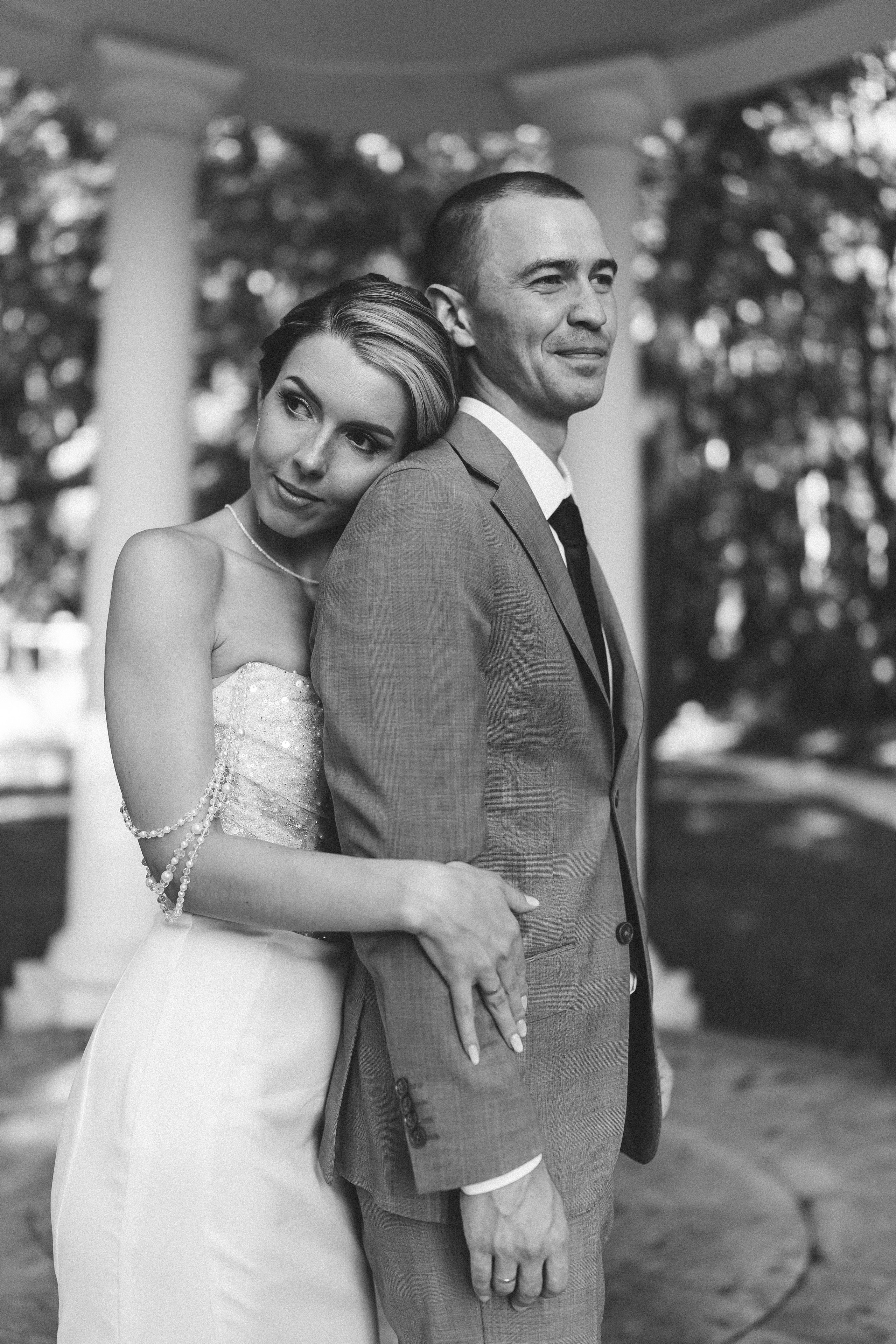 Свадебная фотосессия с росписью в ЗАГСе Видное и фотосессией с машиной. Свадебный фотограф в Москве — Оскар Гелманов