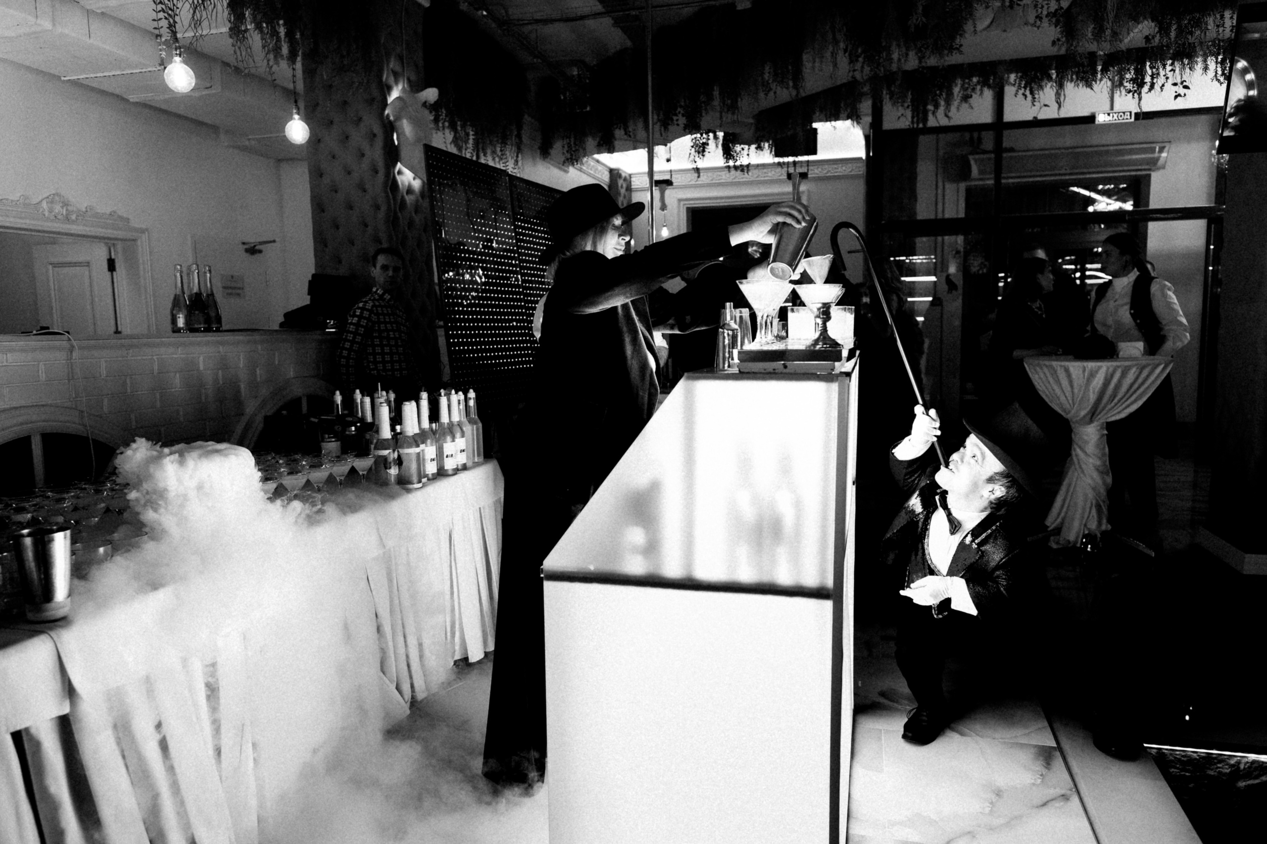 Бармен-шоу. Фотограф Карпачан Анастасия