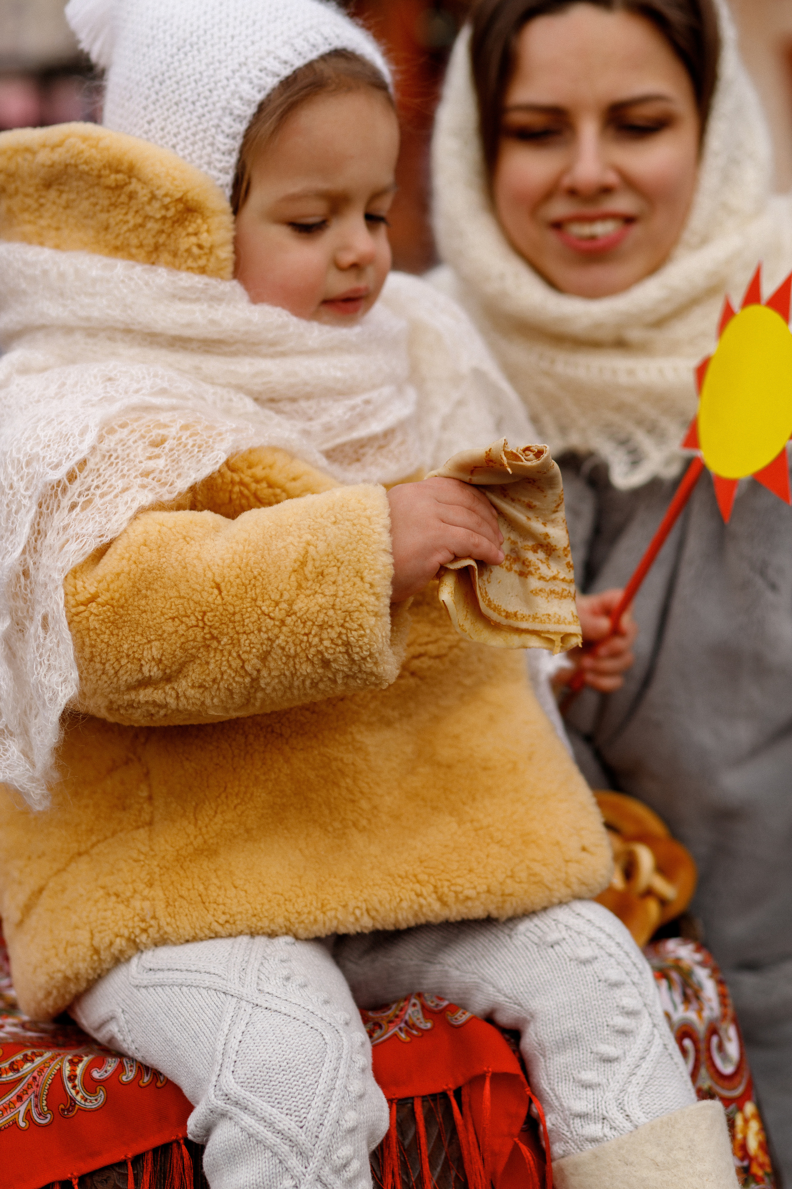 Фотосессия масленица идеи. Фотограф Карпачан Анастасия