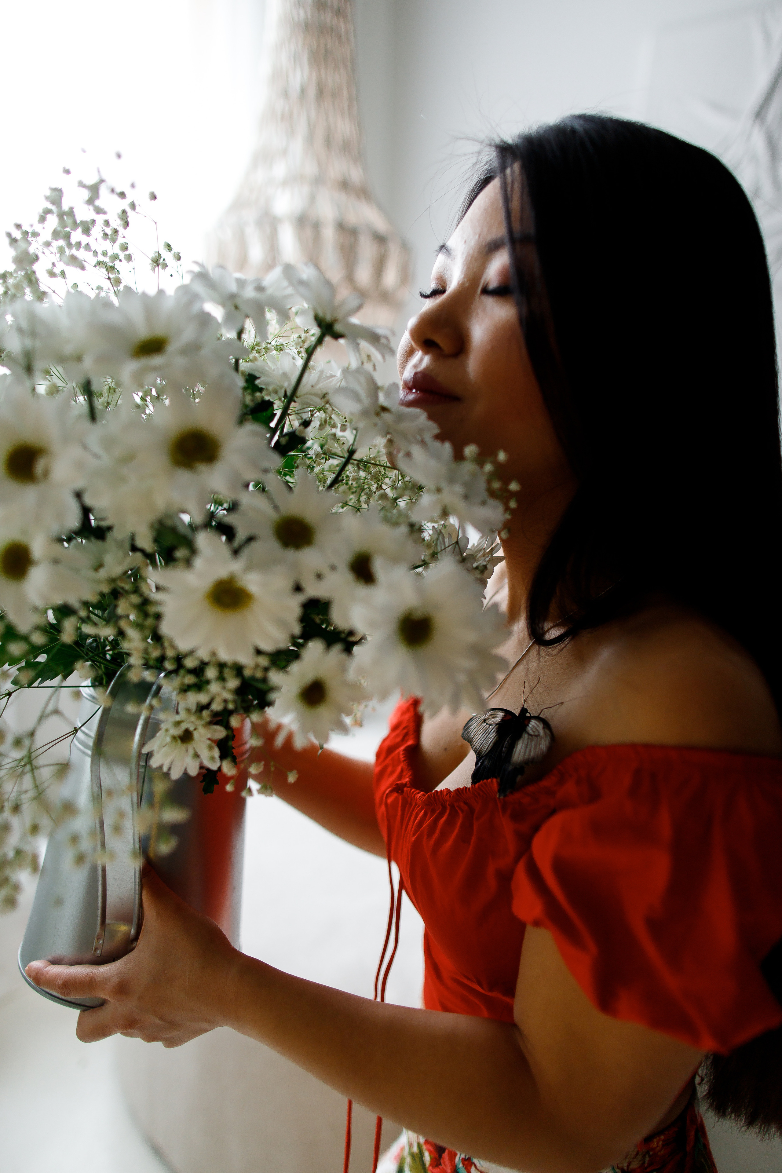 Идея фотосессии с бабочкой. Фотограф Карпачан Анастасия