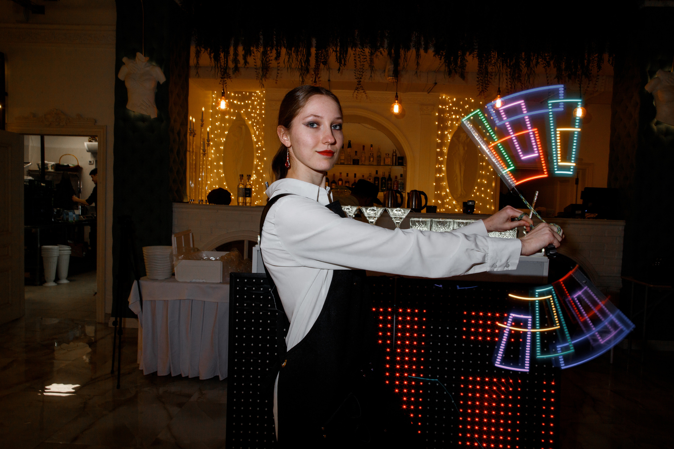 Бармен-шоу. Фотограф Карпачан Анастасия