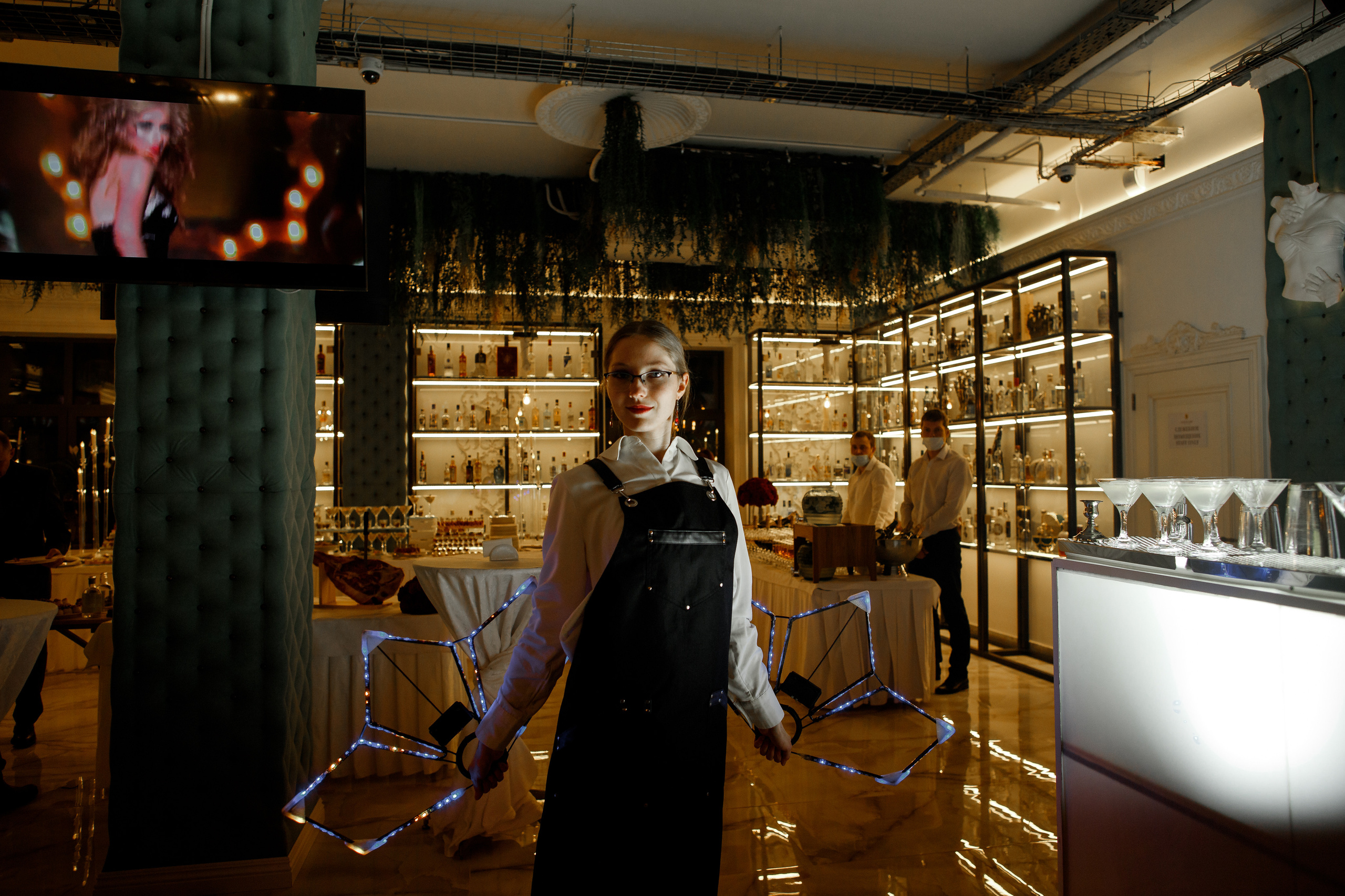 Бармен-шоу. Фотограф Карпачан Анастасия