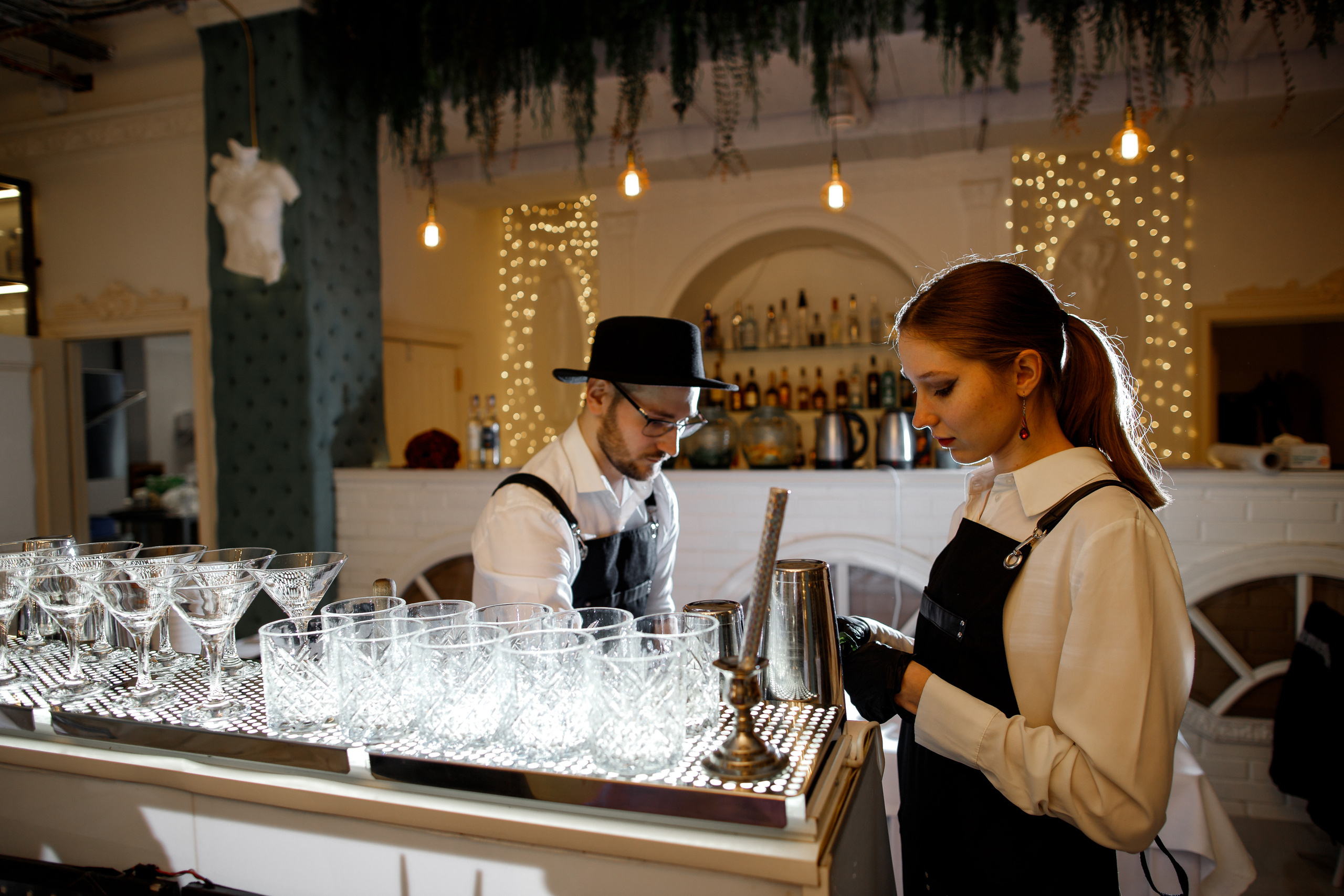 Бармен-шоу. Фотограф Карпачан Анастасия