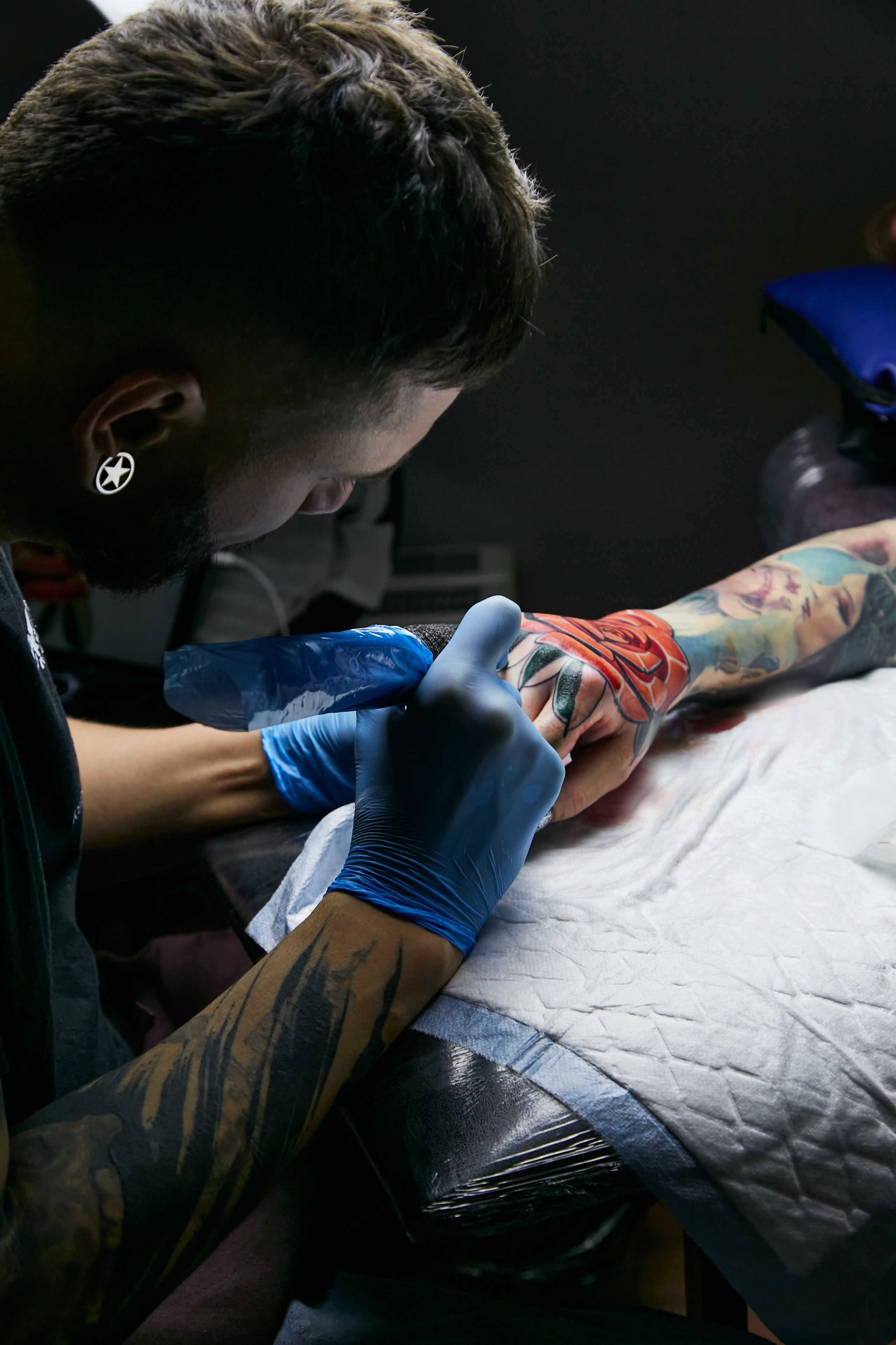 Тату-мастер. Budanovaphoto.ru