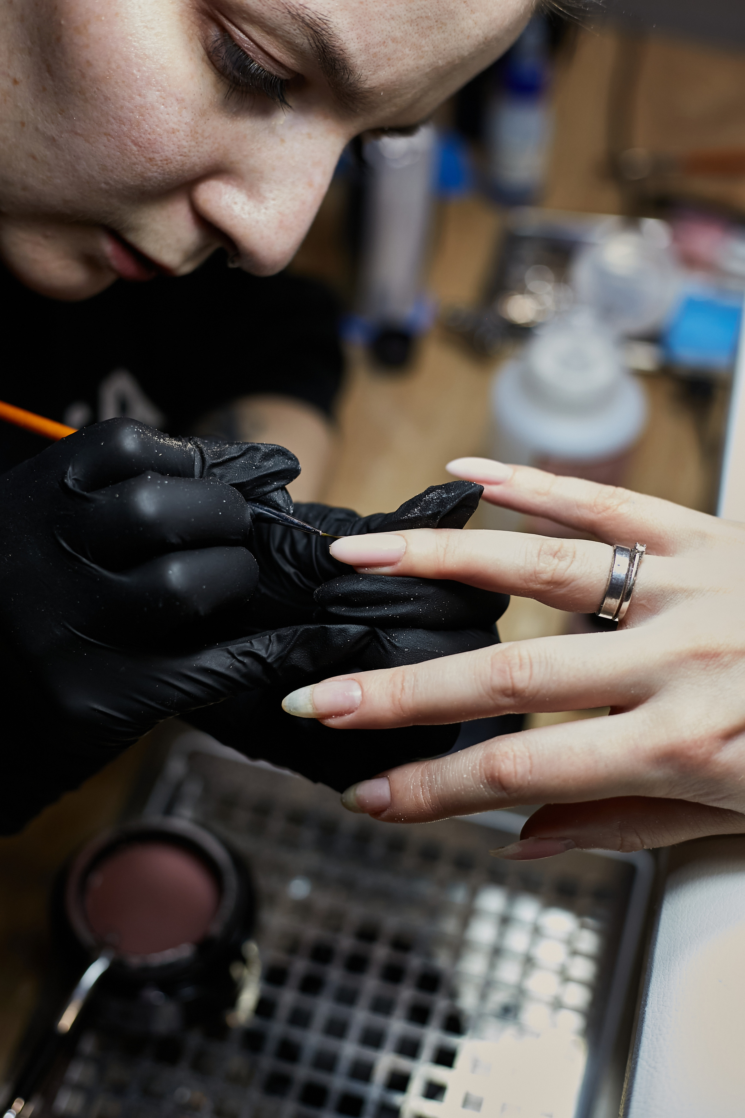 Мастер маникюра. Budanovaphoto.ru