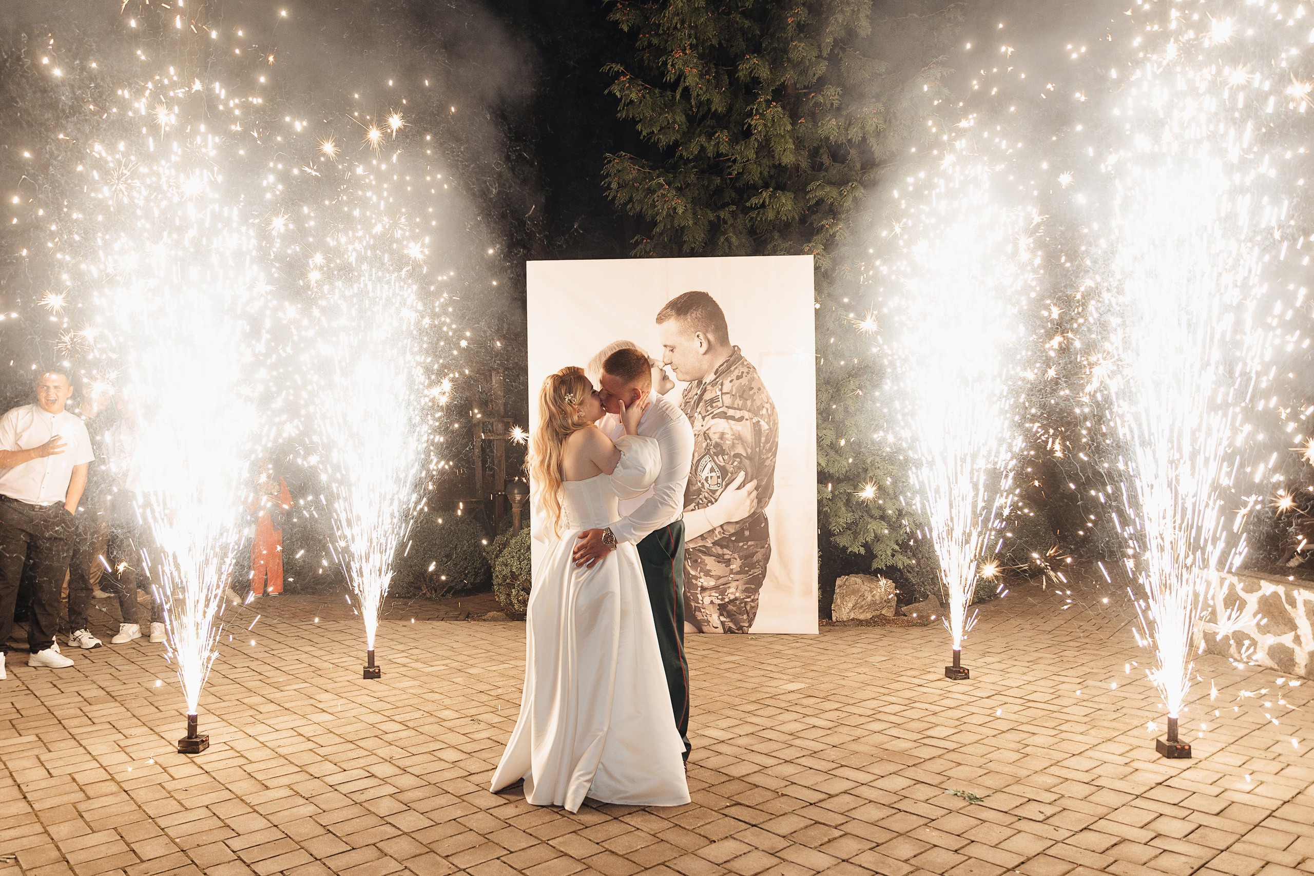 Ангелина и Дмитрий. Семейный и свадебный фотограф в Донецке Елена Гордеева