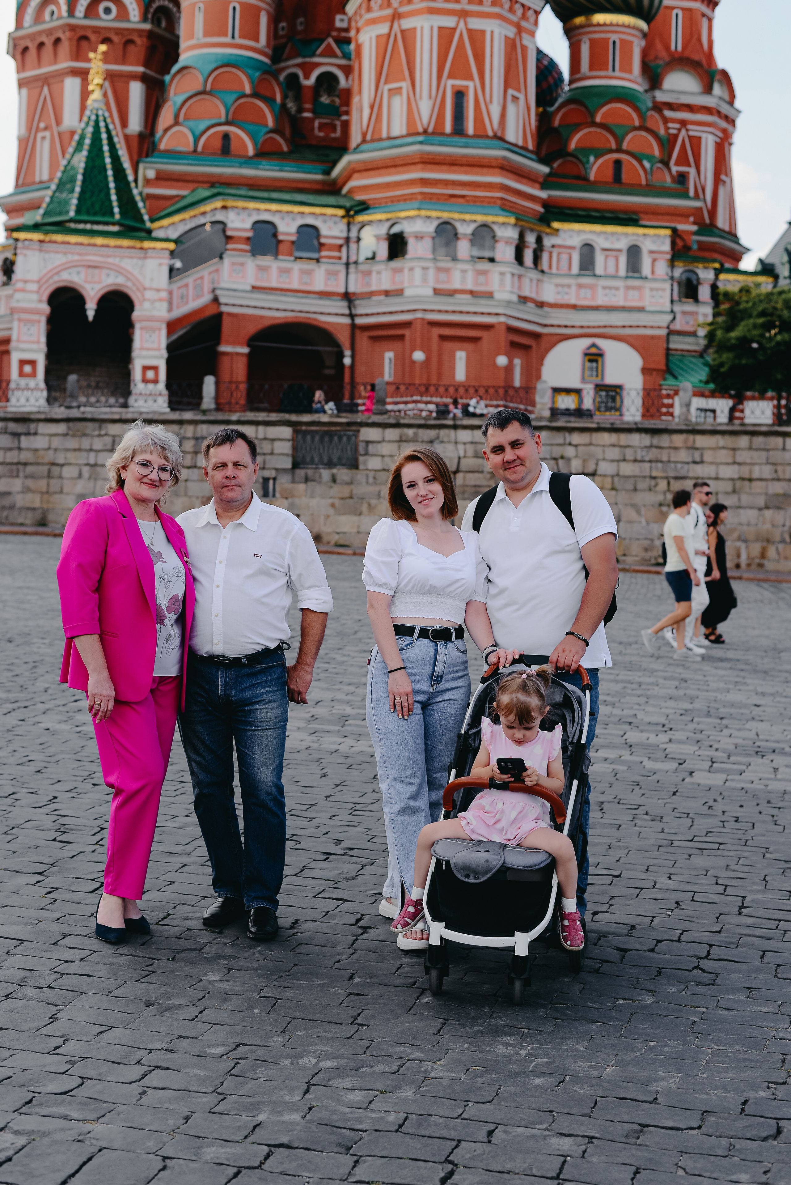 Фото экскурсия + на прогулку всей семьей. Фотограф в Москве