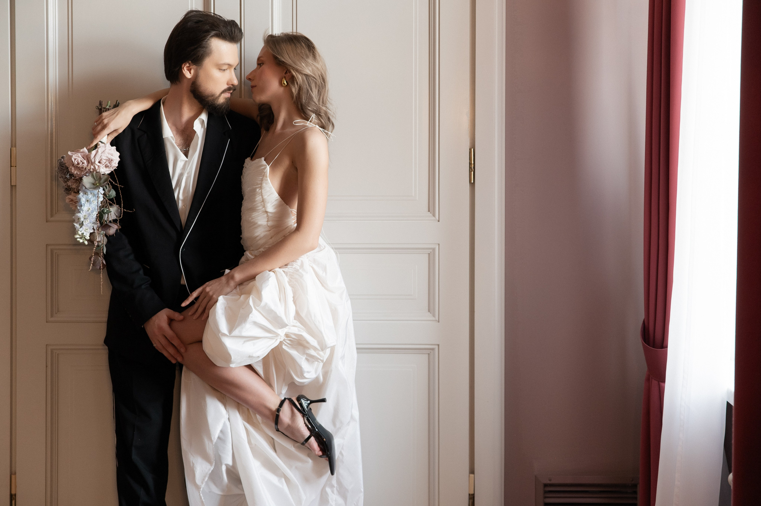 Свадебная фотосессия в гостинице "Националь". Ярослава Ерина — свадебный фотограф в Москве