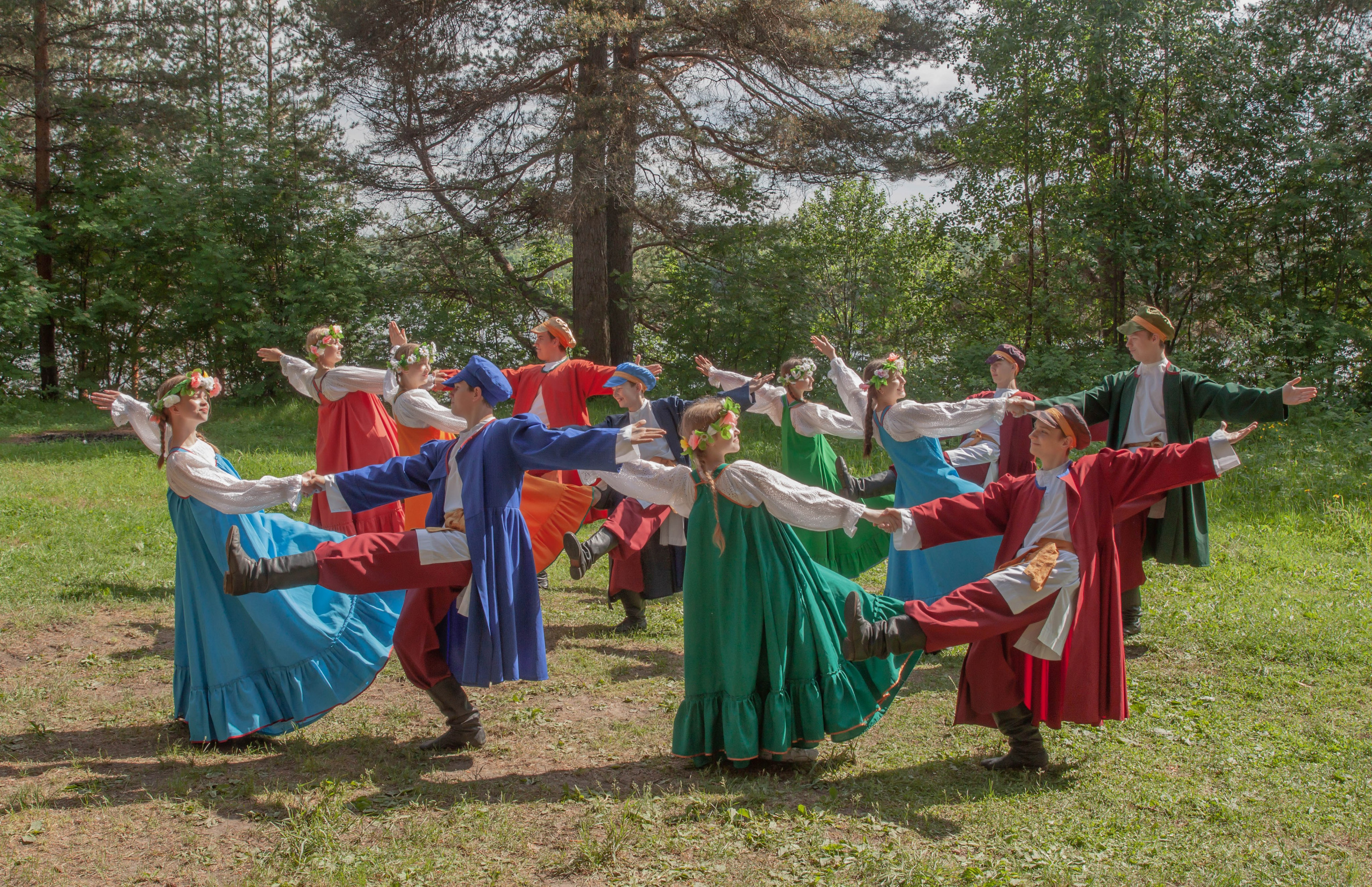 Ансамбль «Созвездие». Свадебный и семейный фотограф в Карелии