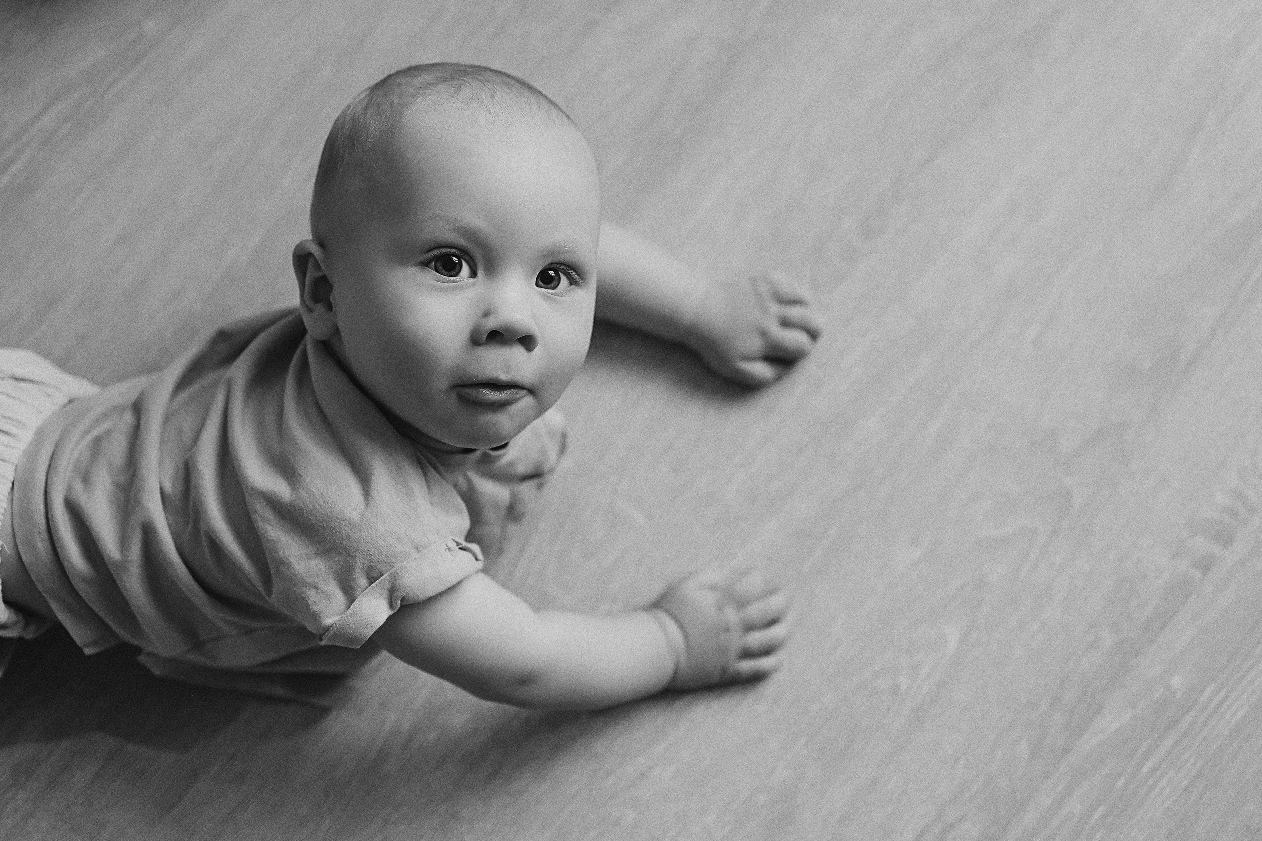 1 год Леону. Семейный фотограф Тюмень, фотограф на роды Салмина Мария