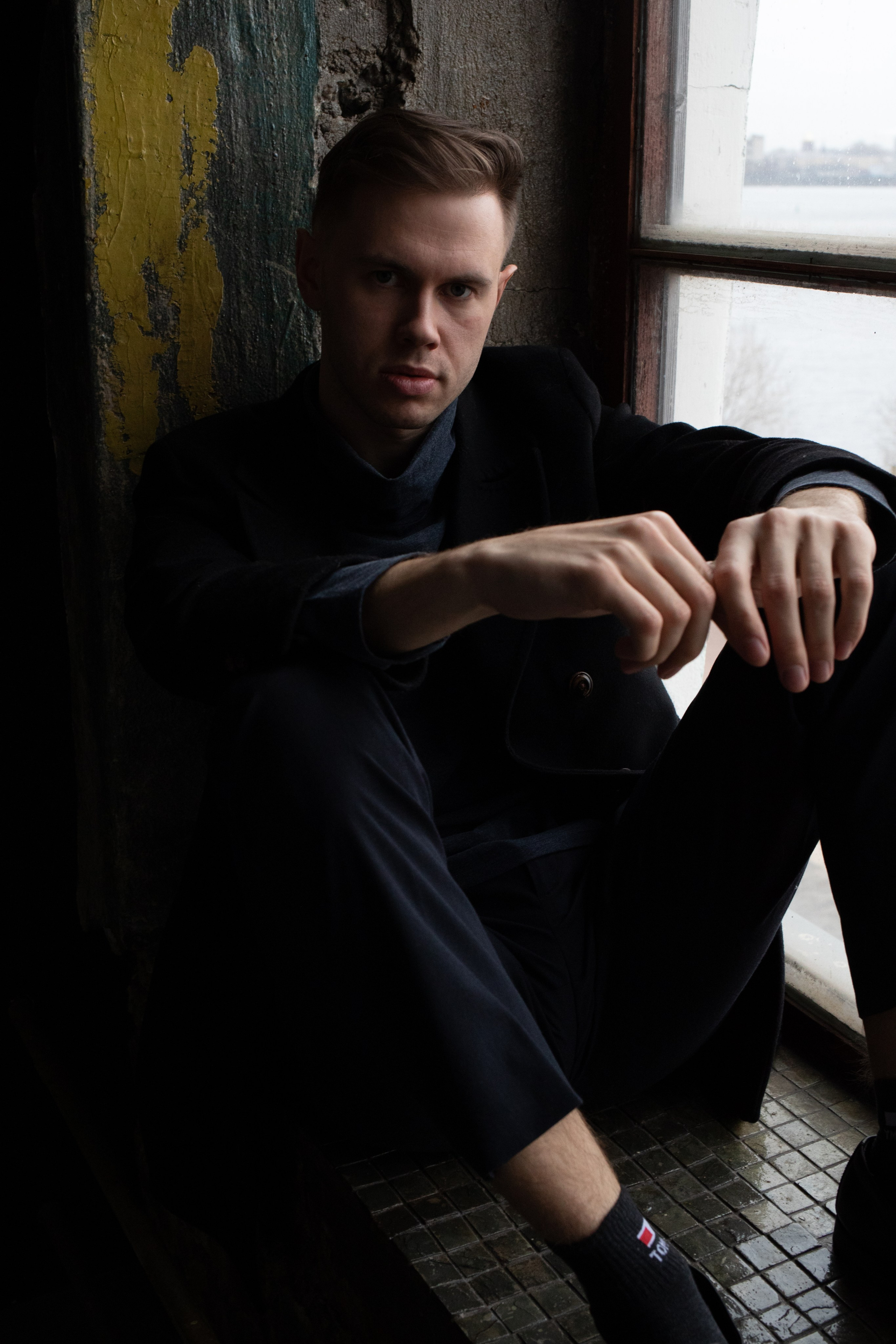 Мужской портрет в студии. Фотограф Санкт-Петербург Всеволожск Мария Наскидашвили