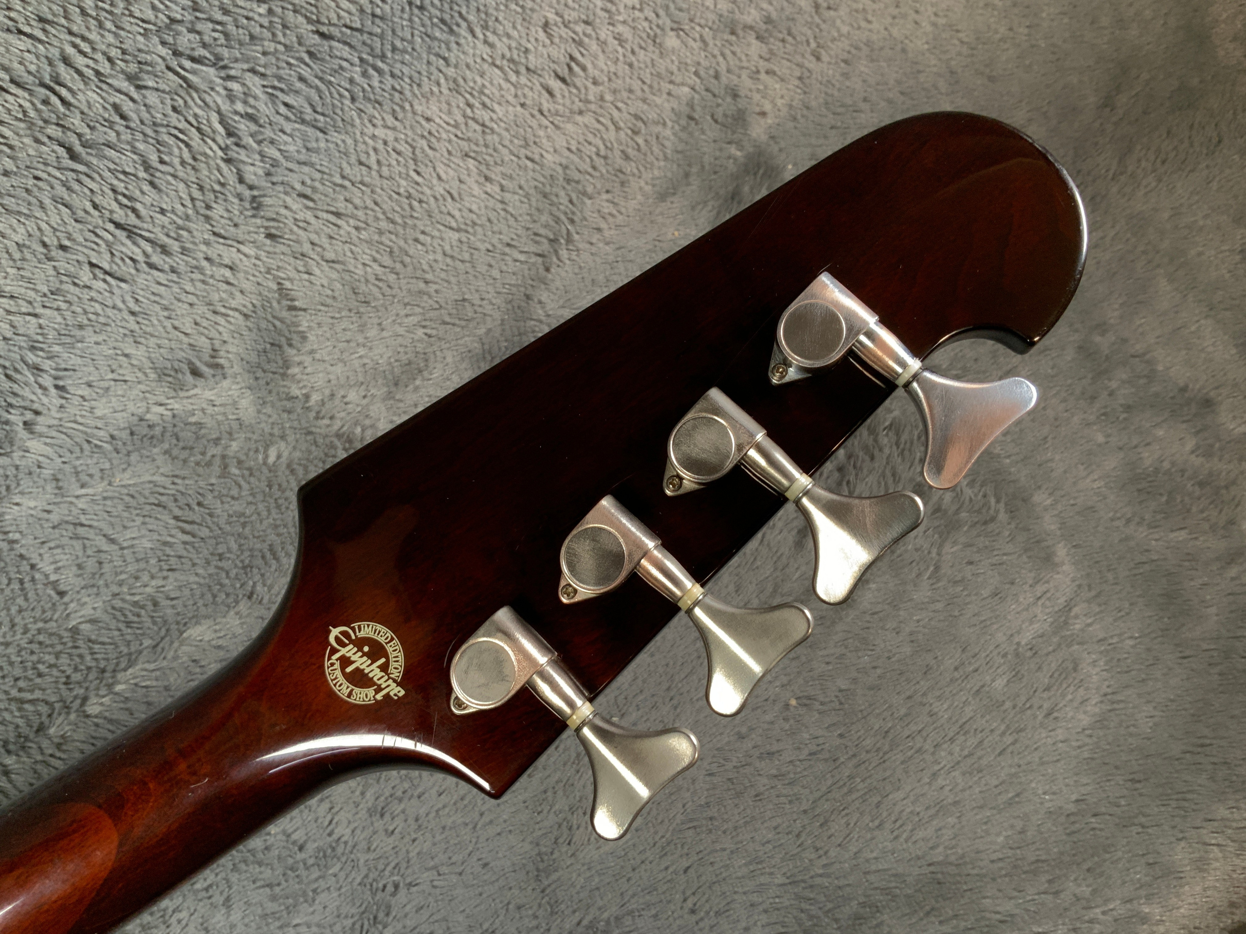 Epiphone Thunderbird IV China 2000's