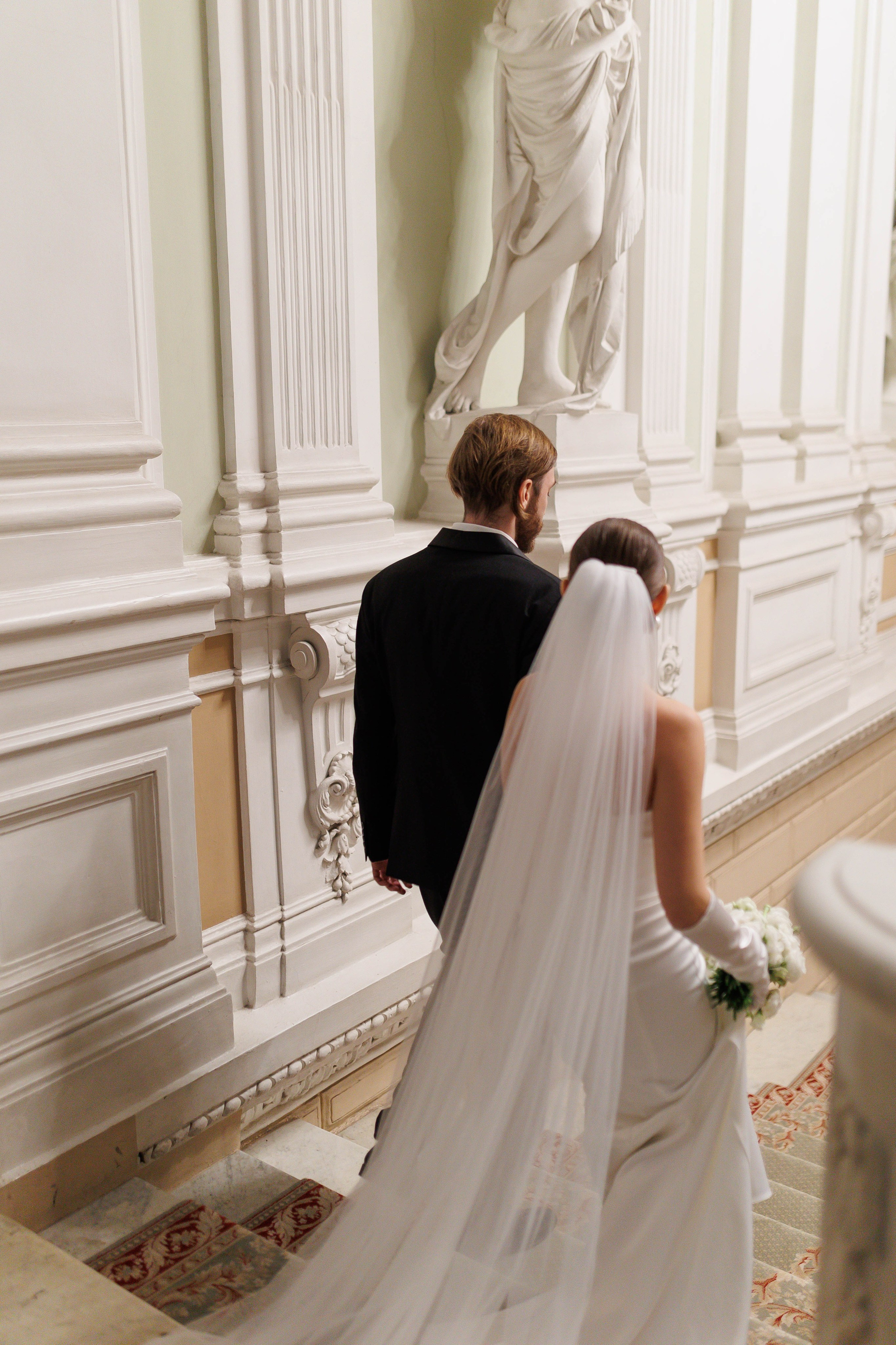 ···. Свадебный фотограф в Санкт-Петербурге Александра Чукавина