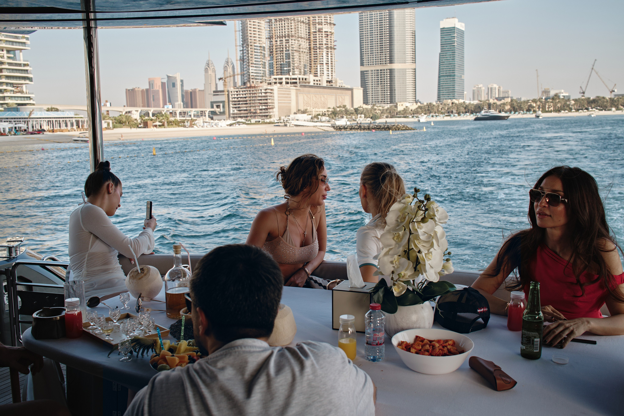 PAVEL DEREVYANKO. NOIZOMAX Художественный фотограф в Дубай