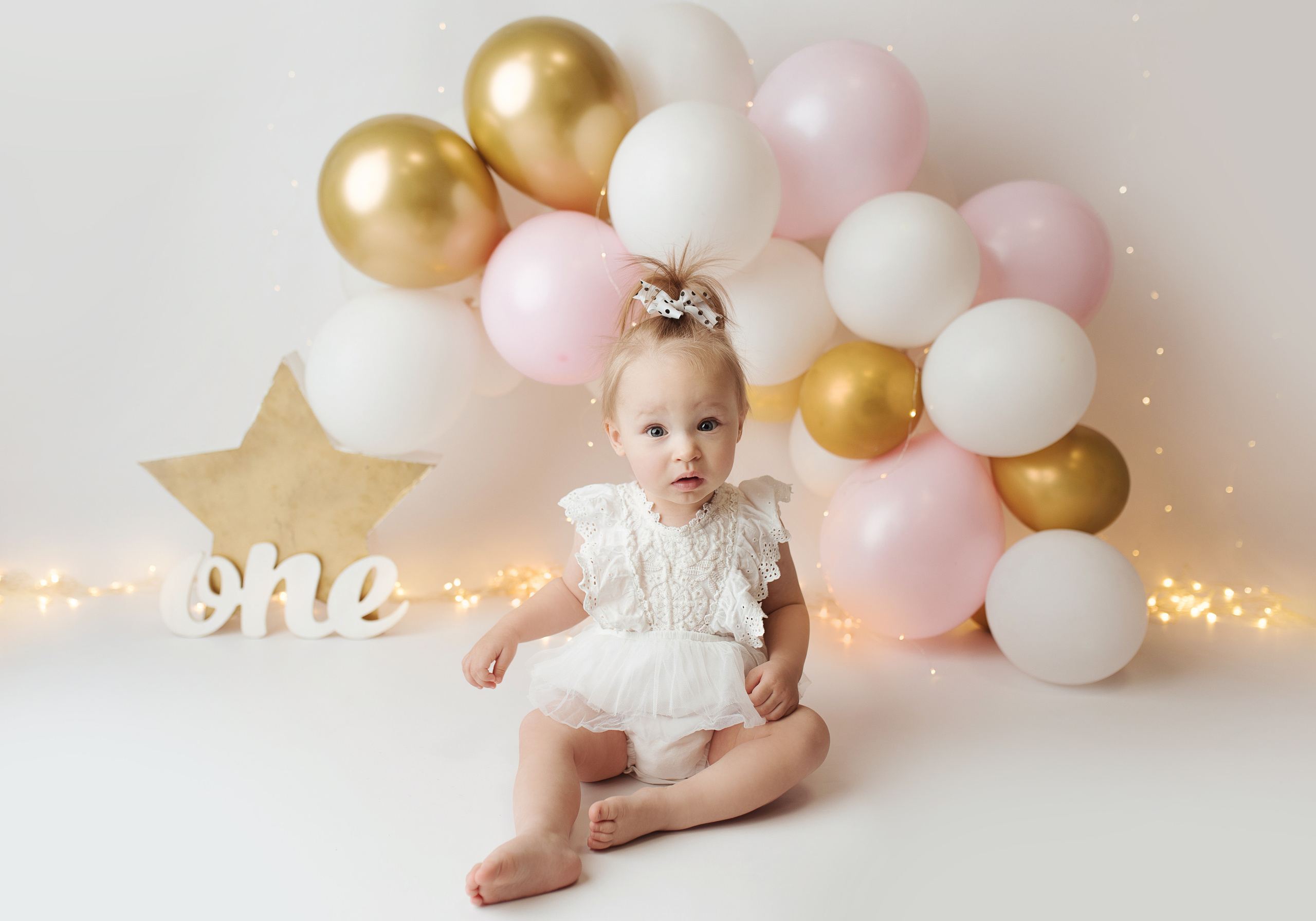 Праздничное оформление. Фотограф беременности, новорожденных Москва. годики под ключ